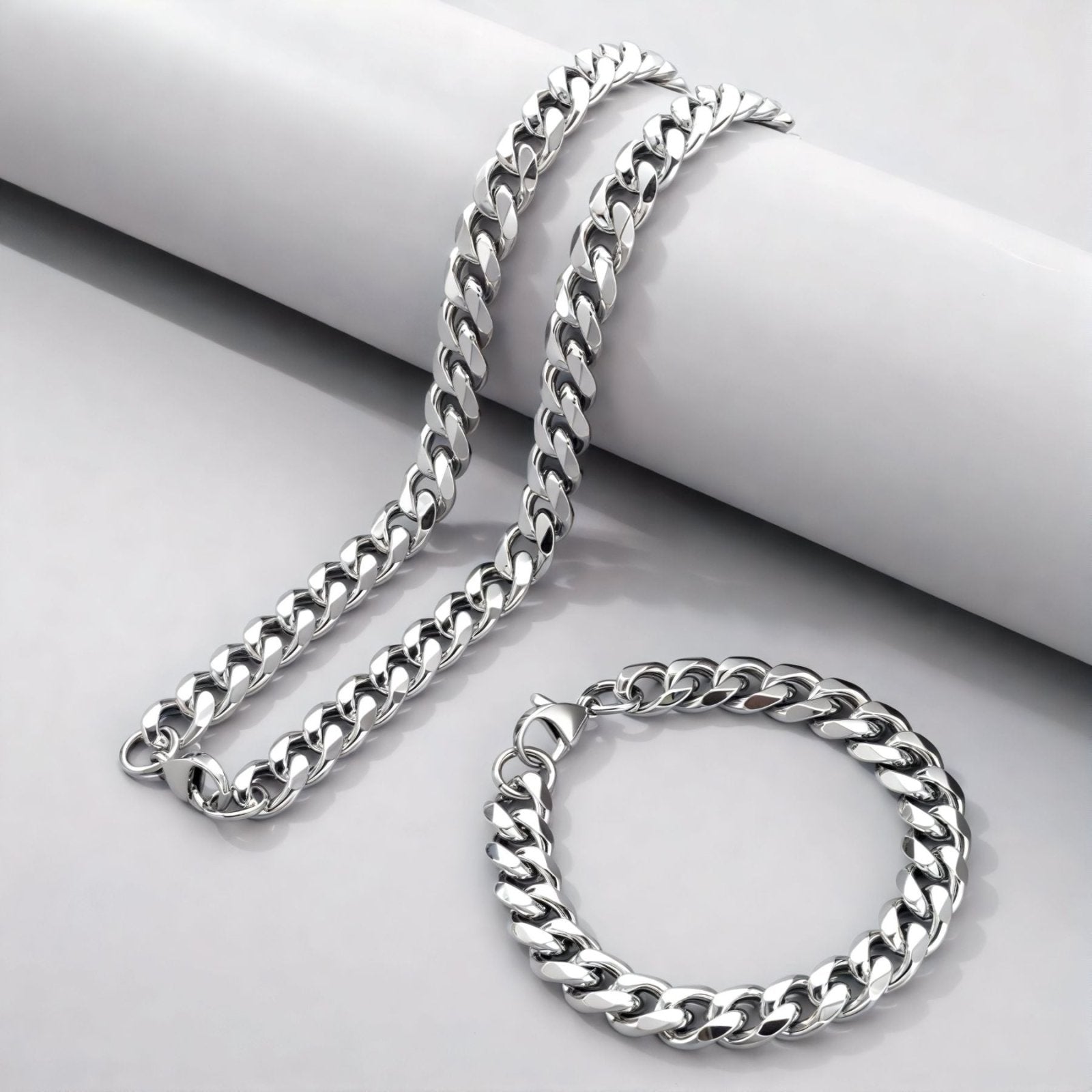 Chaine cubaine 10 mm en acier inoxydable, modèle Domingo