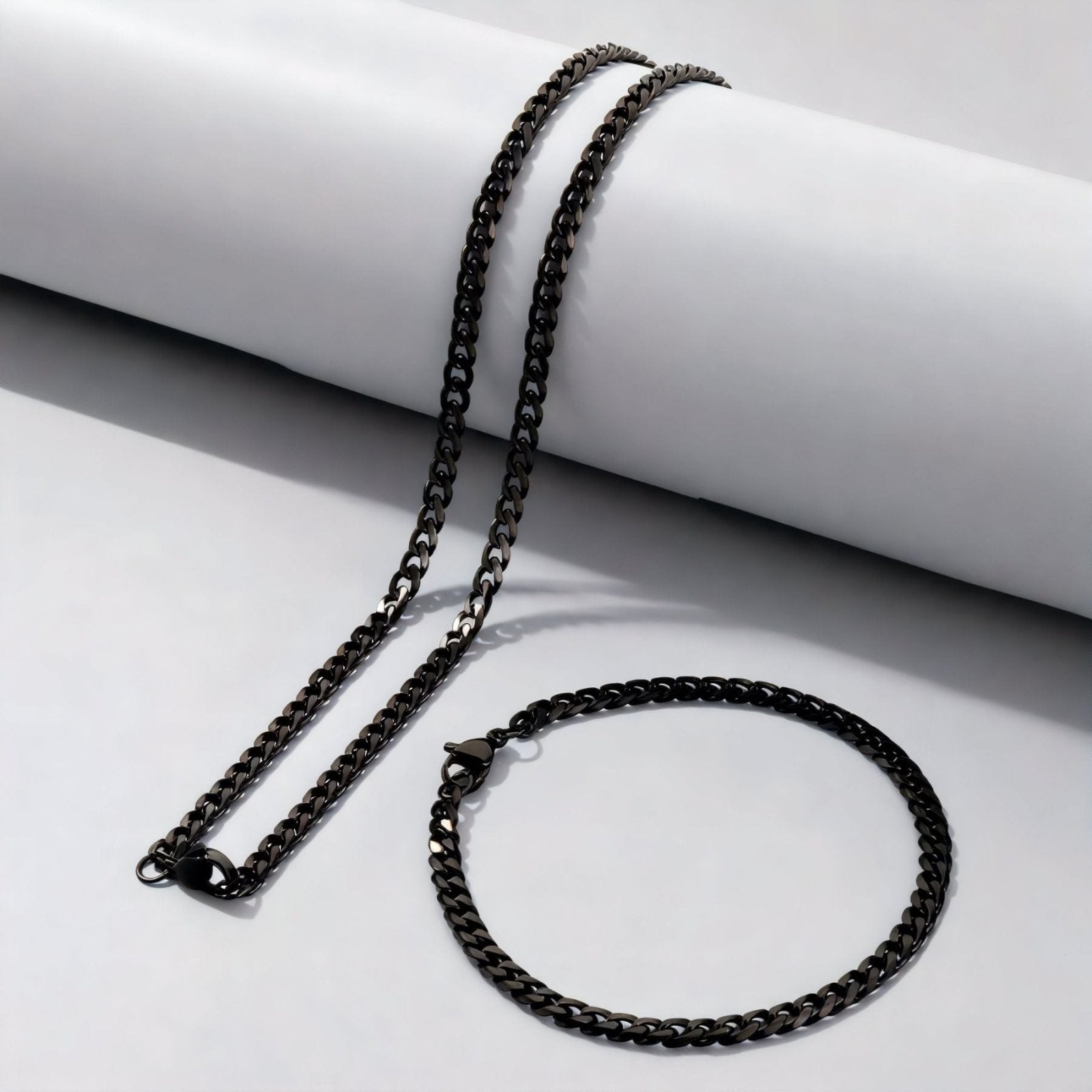 Chaine cubaine 4 mm en acier inoxydable, modèle Domingo