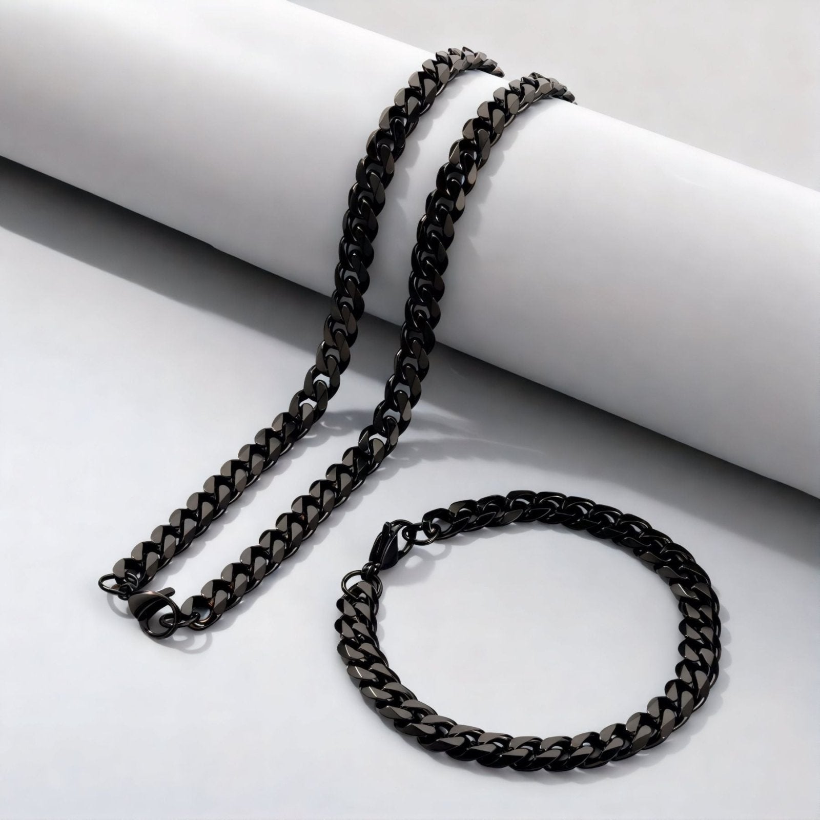 Chaine cubaine 8 mm en acier inoxydable, modèle Domingo