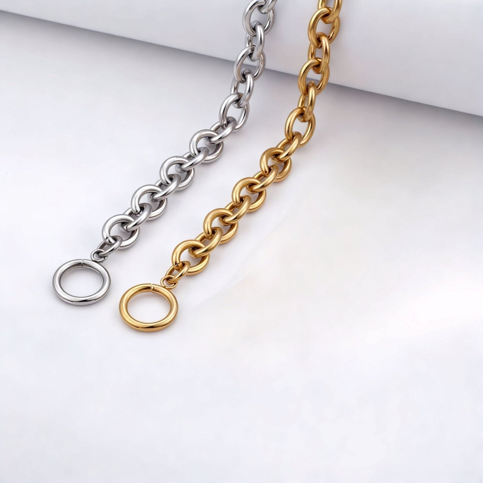 Chaine forcat 8 mm en acier inoxydable, fermoir toggle, modèle Ferra