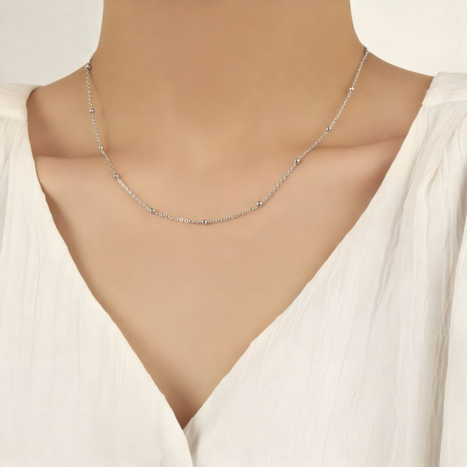 Chaîne forçat en argent 925, ornée de petites boules dorées ou argentées, style minimaliste pour femme, modèle Perla