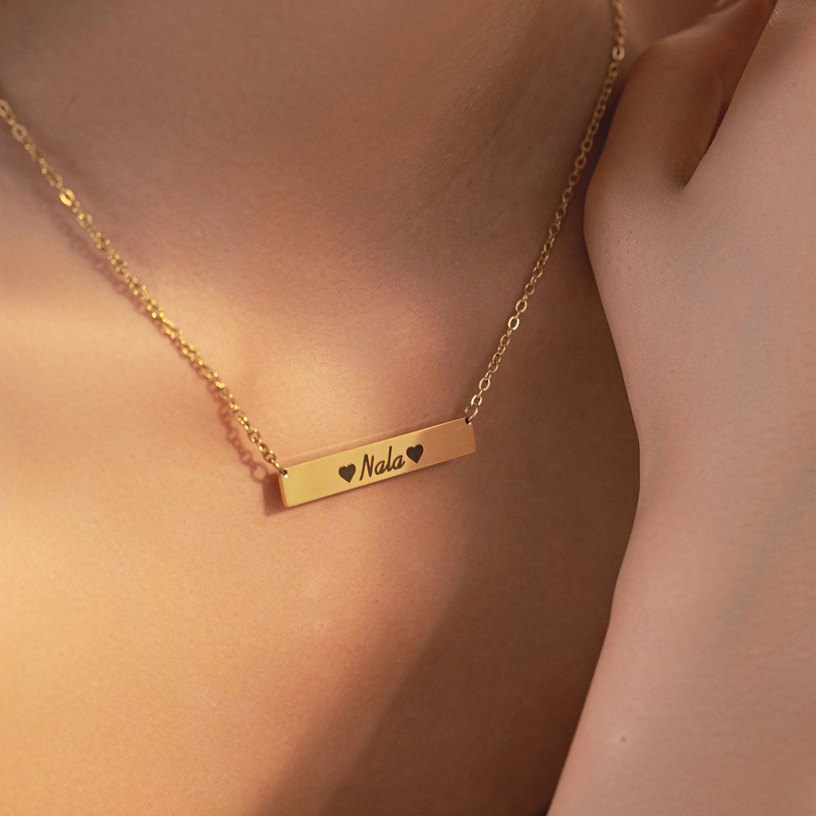 Collier barre personnalisée, gravure prénom ou message, en acier inoxydable, modèle Sophie