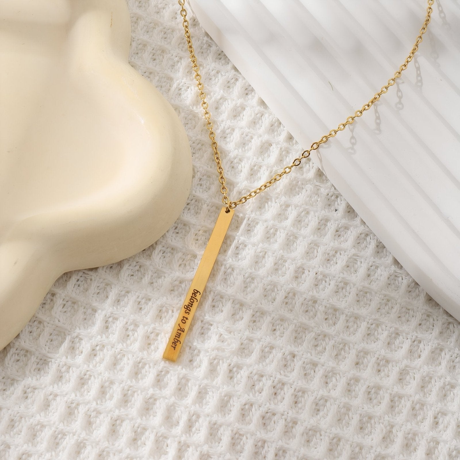 Collier barre verticale personnalisée, acier inoxydable, 3 finitions, modèle Vertya
