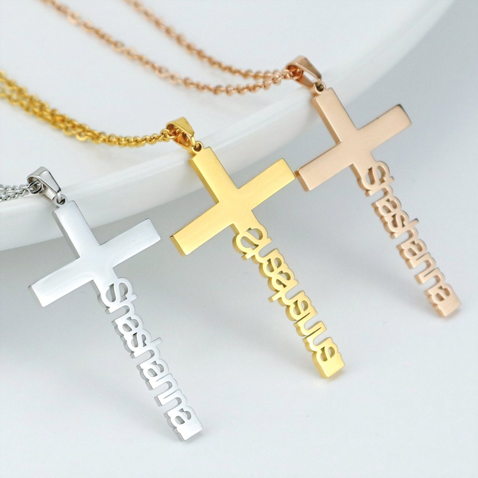 Collier croix avec nom gravé, prénom vertical, en acier inoxydable, modèle Solange
