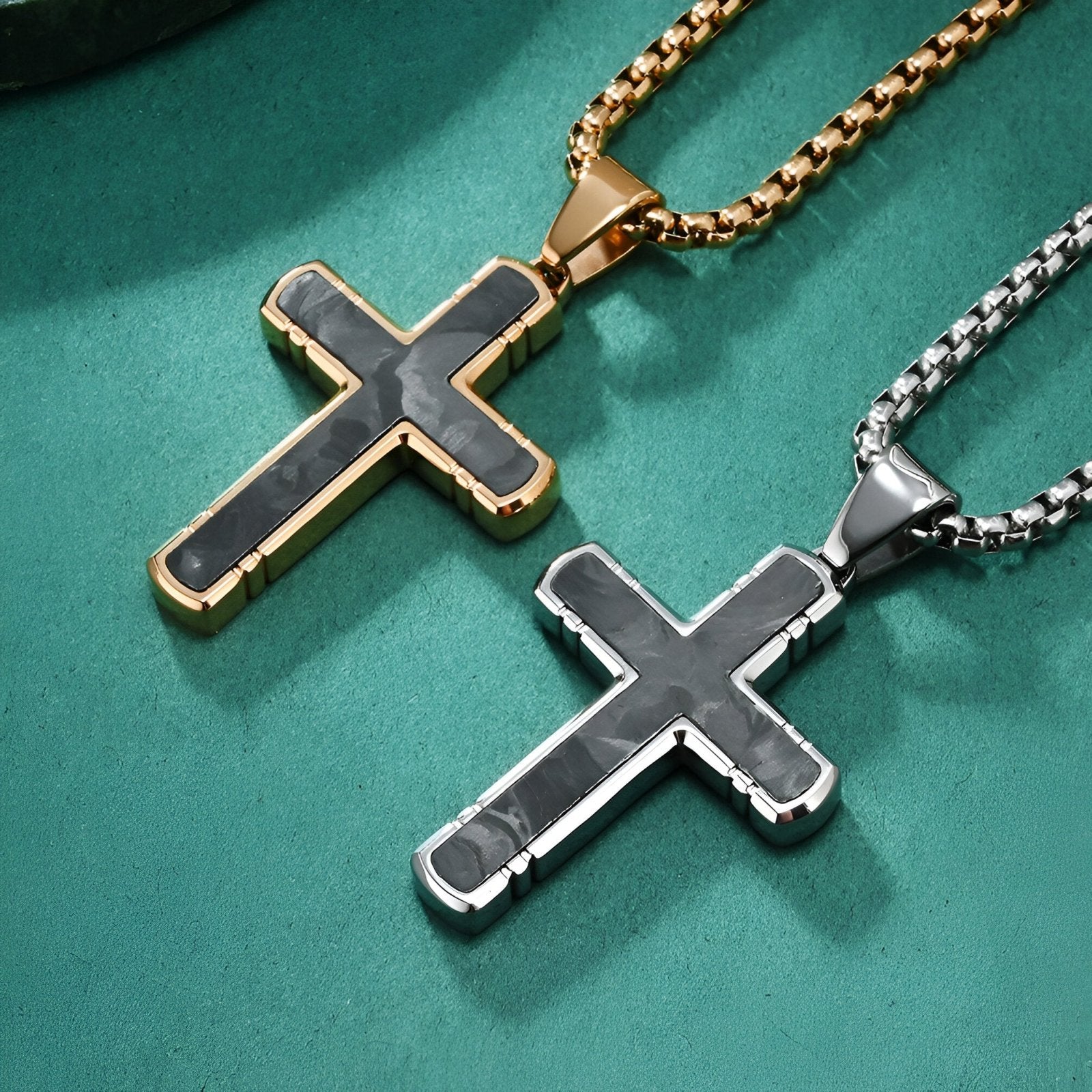 Collier croix design en acier inoxydable, carbone marbré, chaîne jaseron pour homme, modèle Caleb