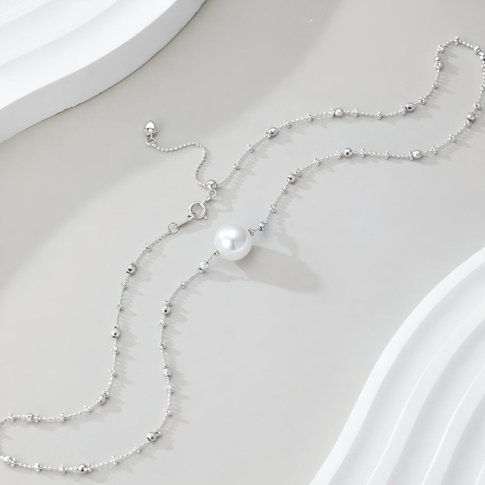 Collier en argent 925, perle centrale brillante, bijou fin et raffiné, modèle Daisy