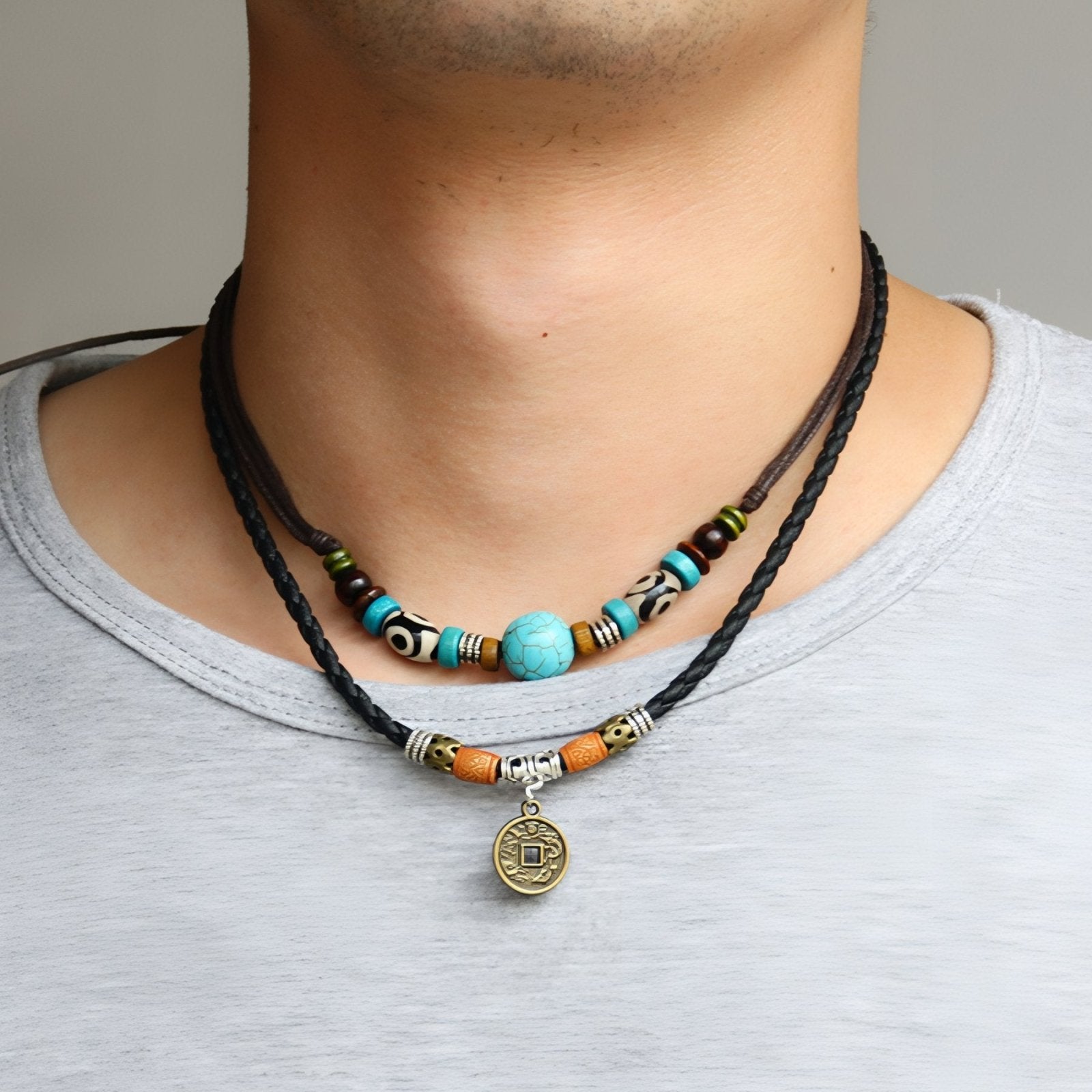 Collier ethnique double rangs unisexe, cuir noir et marron, perle turquoise et pièce ancienne