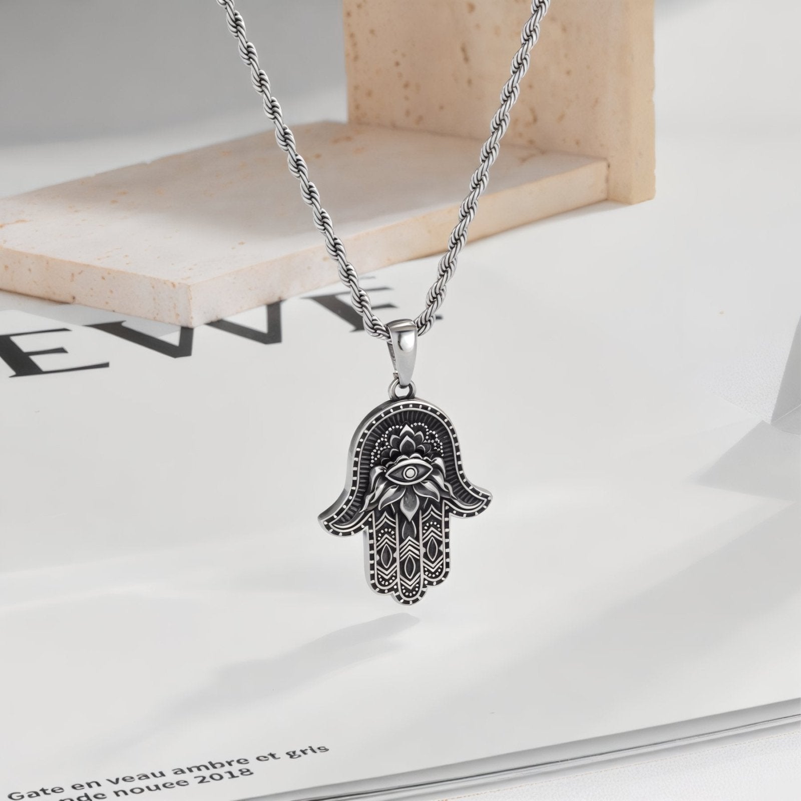 Collier main de Fatma unisexe, acier inoxydable vieilli, 60 cm réglable, modèle Hilda
