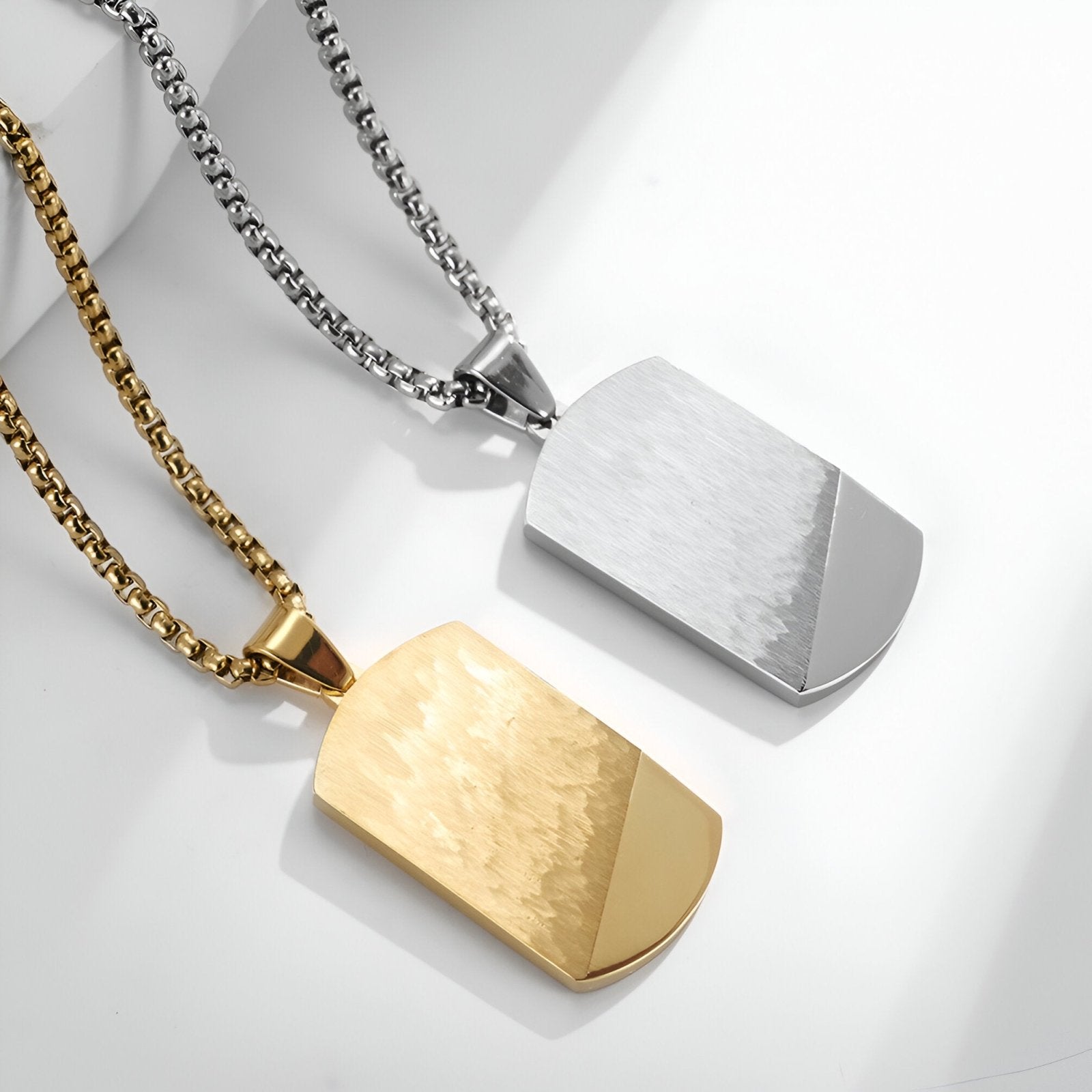 Collier militaire minimaliste pour homme, acier inoxydable, finition polie et brossée, modèle Hawk