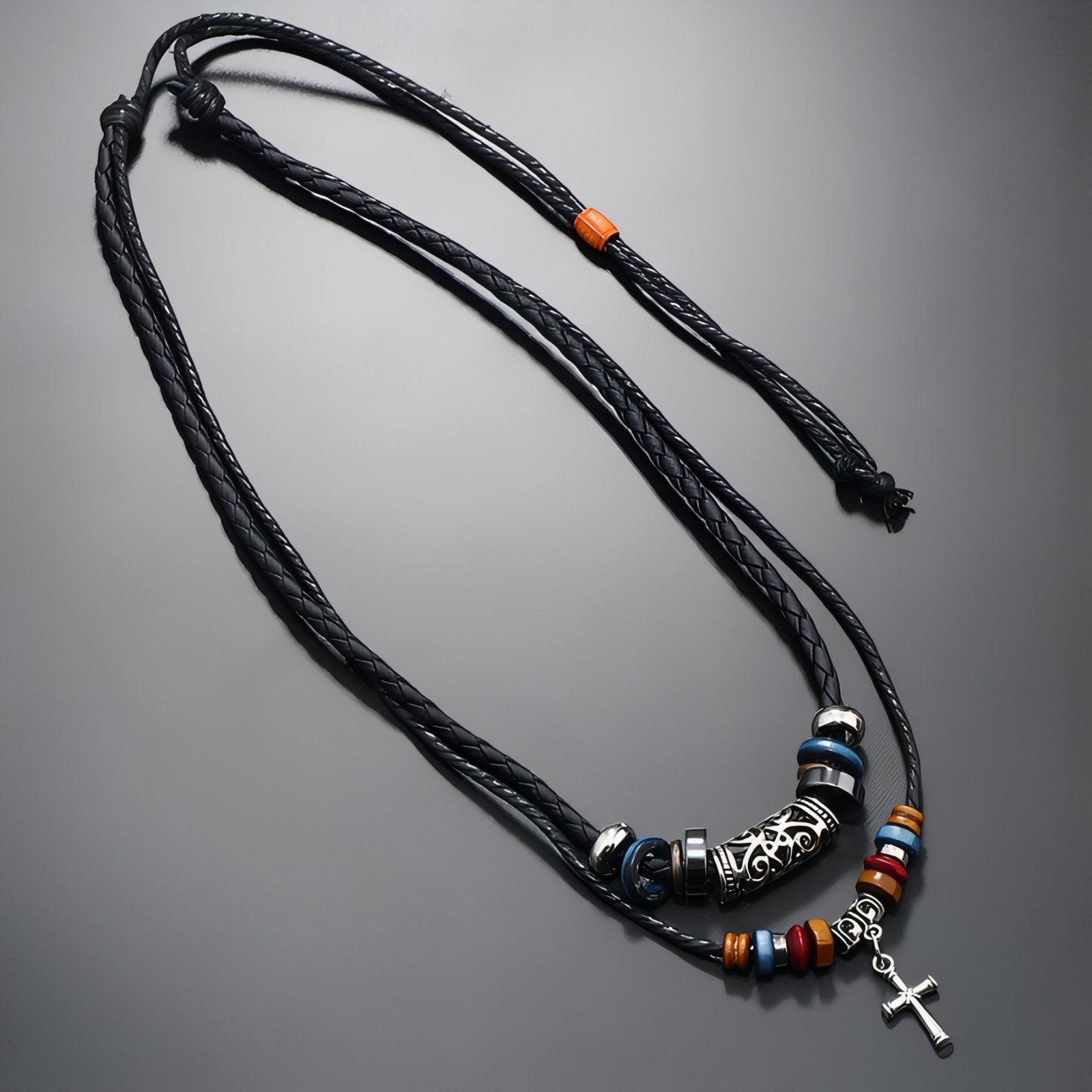 Collier mixte double rang, style bohème, perles ethniques multicolores et pendentif croix