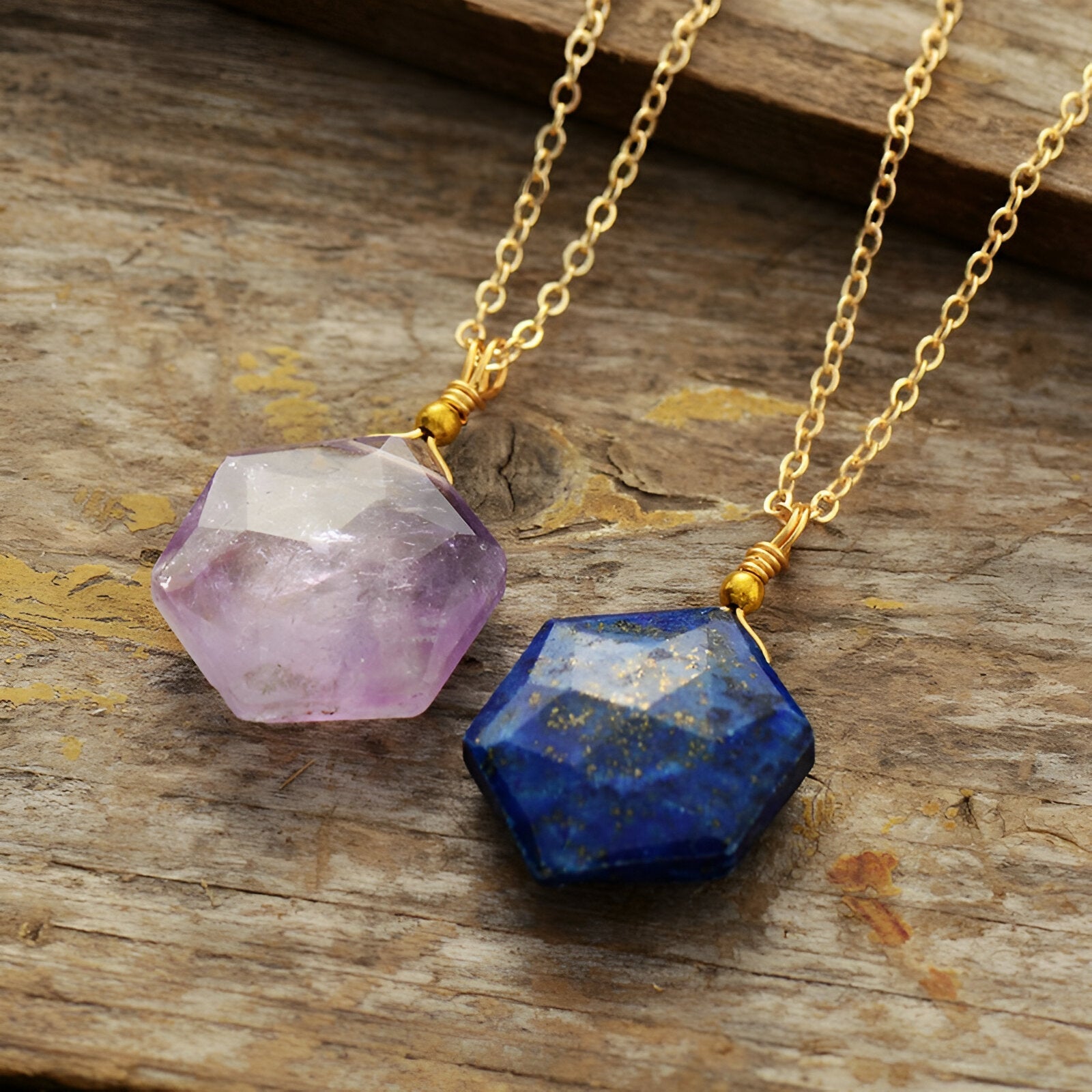 Collier pendentif en pierre naturelle hexagonale, chaîne dorée fine, style bohème chic pour femme, modèle Saphira