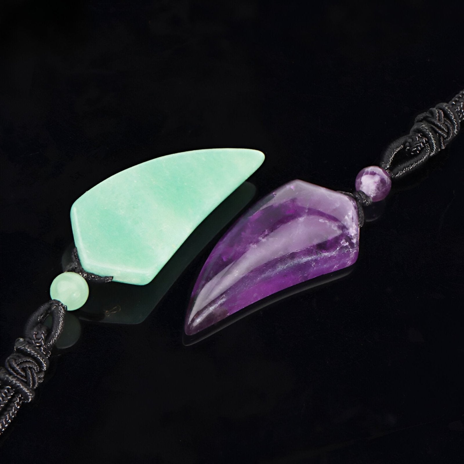 Collier pendentif griffe en pierre naturelle, cordon tressé réglable, style spirituel unisexe, modèle Quator