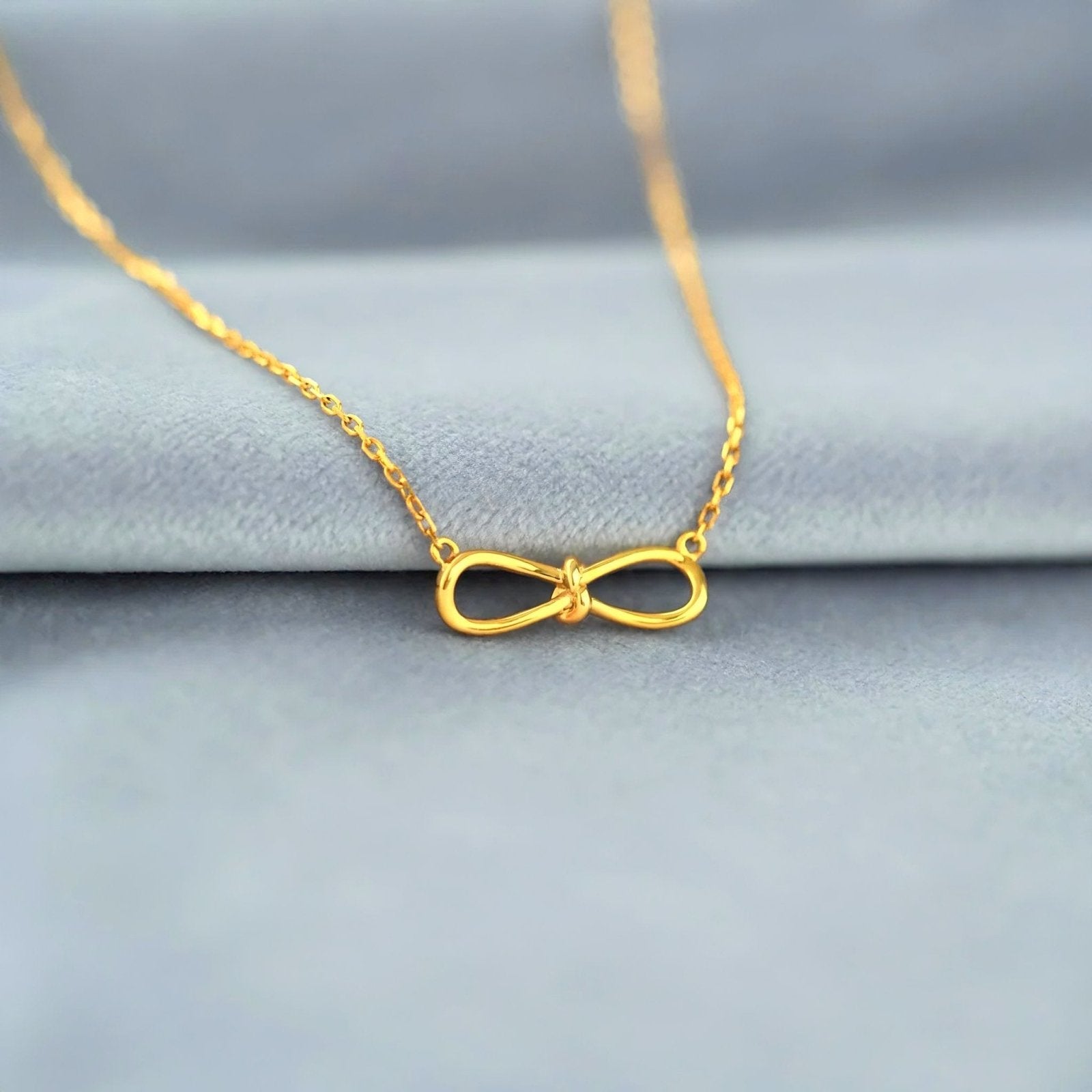 Collier pendentif infini noué doré, argent 925, style minimaliste chic, modèle Aziza
