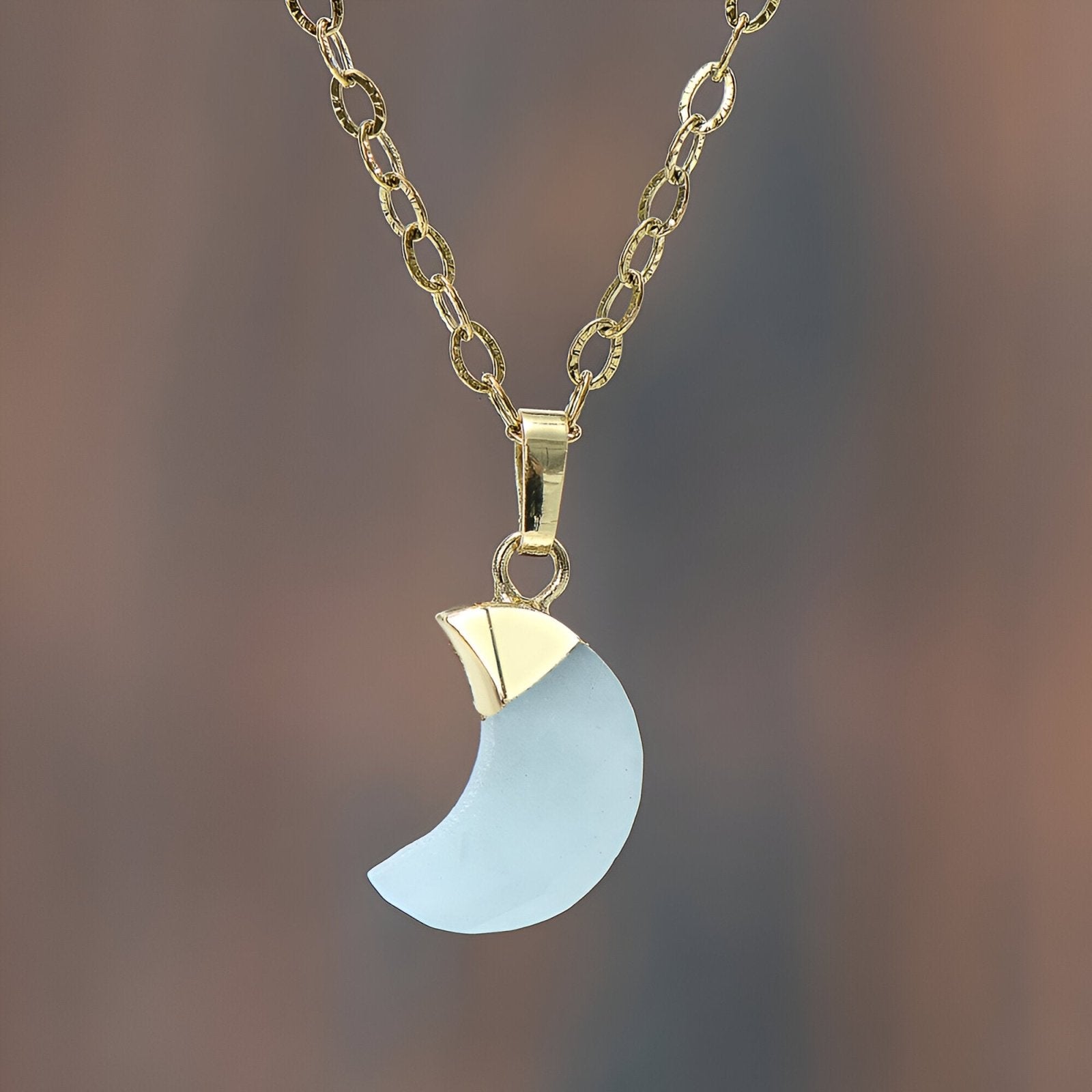 Collier pendentif lune en pierre naturelle, chaîne dorée, style bohème pour femme, modèle Selena