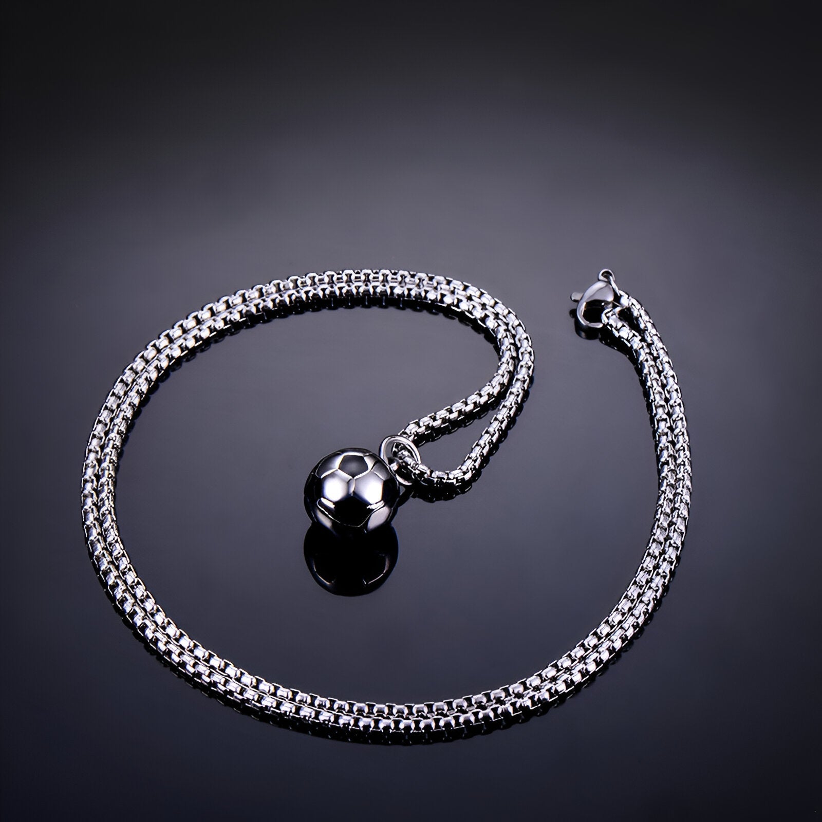 Collier pendentif pendentif ballon de football en acier inoxydable, couleur or ou argent, pour homme, modèle Soka