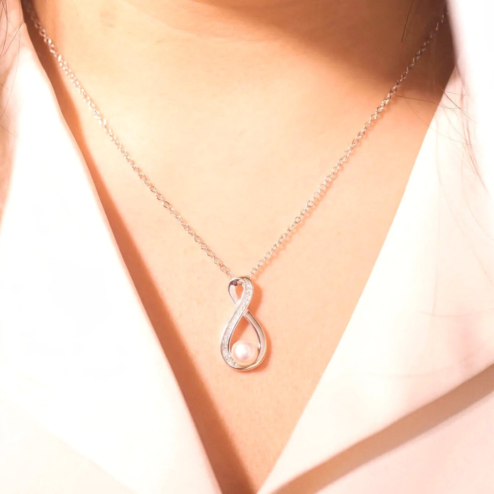 Collier pendentif perle et symbole infini, en argent massif, chaine forçat, modèle Anouk