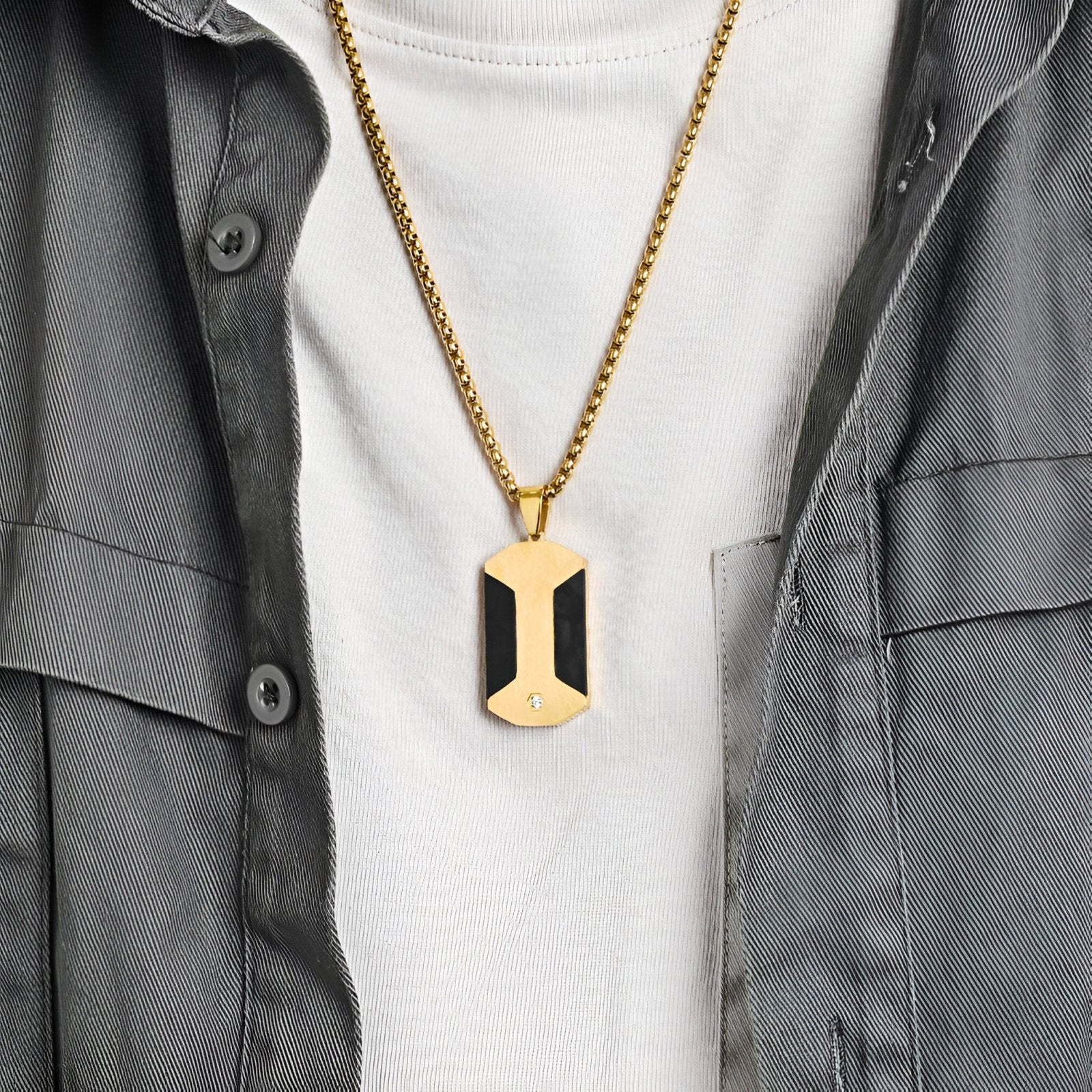 Collier plaque militaire, en acier inoxydable, inserts en carbone forgé et zircon, modèle Grayson