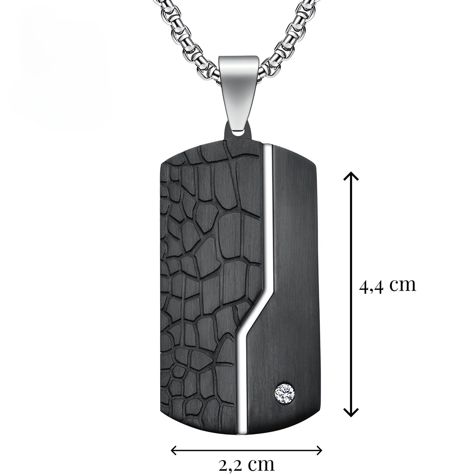 Collier plaque militaire moderne en acier noir brossé et strass, modèle Cooper