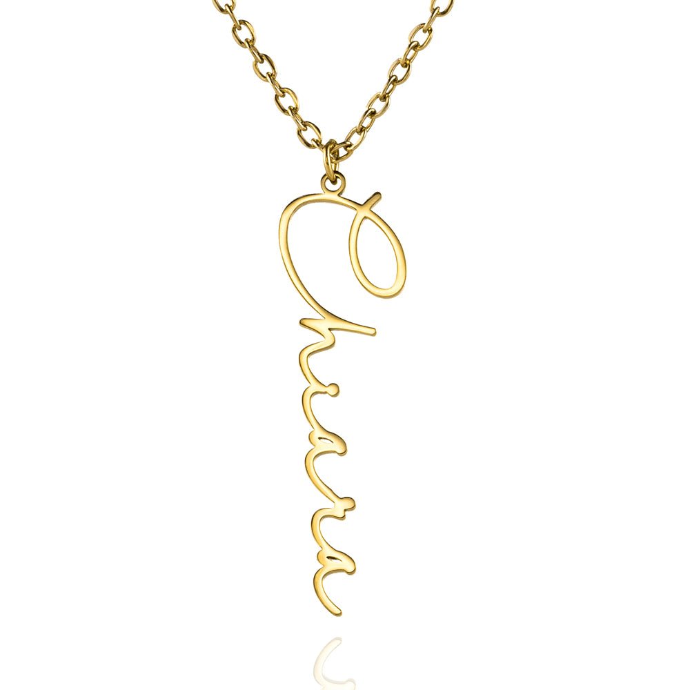 Collier prénom vertical personnalisé, typographie fine, en acier inoxydable, modèle Chiara