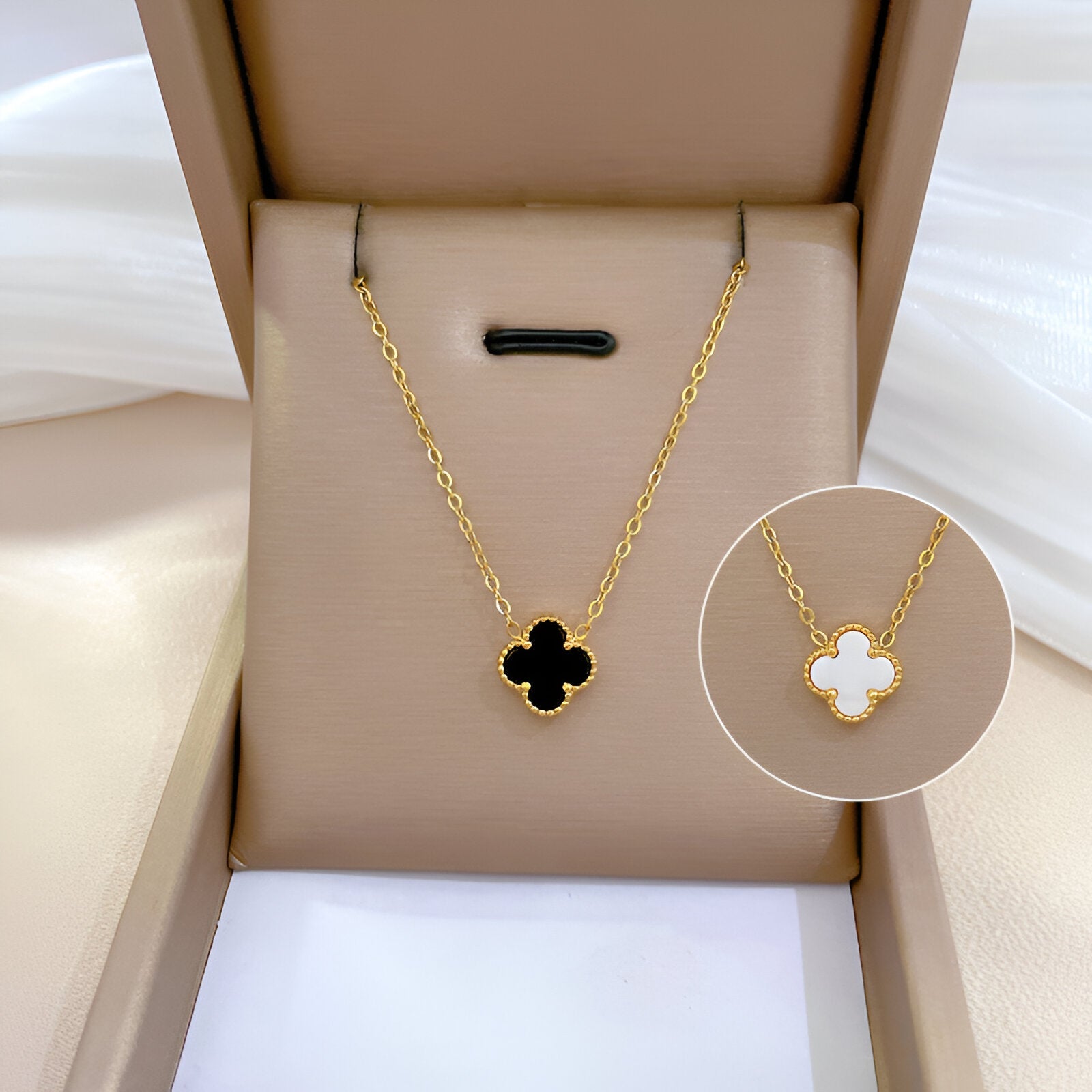 Collier trèfle réversible, nacre blanche et noire, en acier titane, modèle Clover