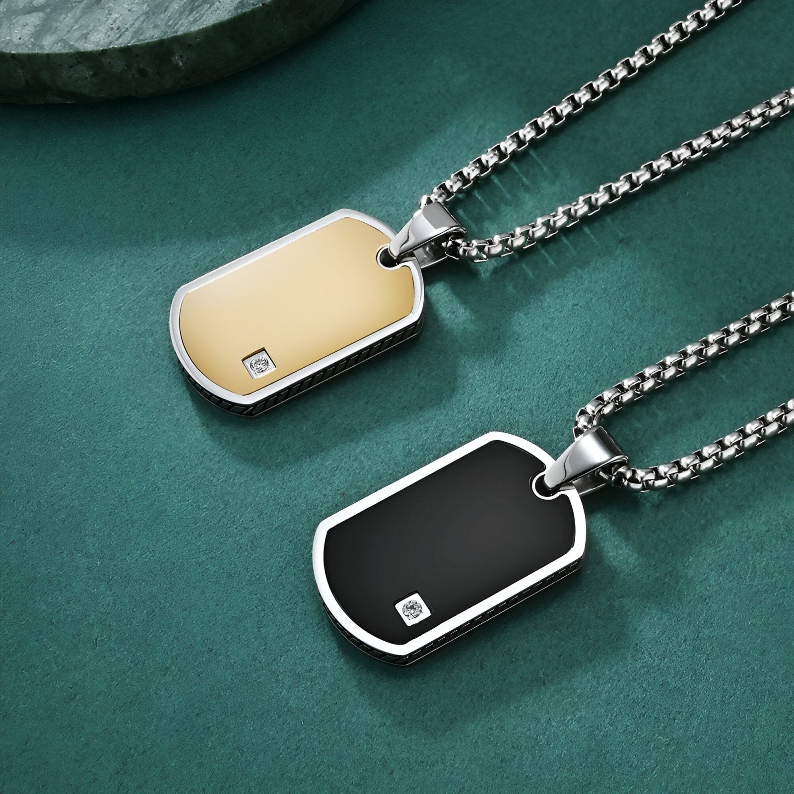 Plaque militaire en acier poli, design minimaliste, avec zirconium cubique, modèle Zac