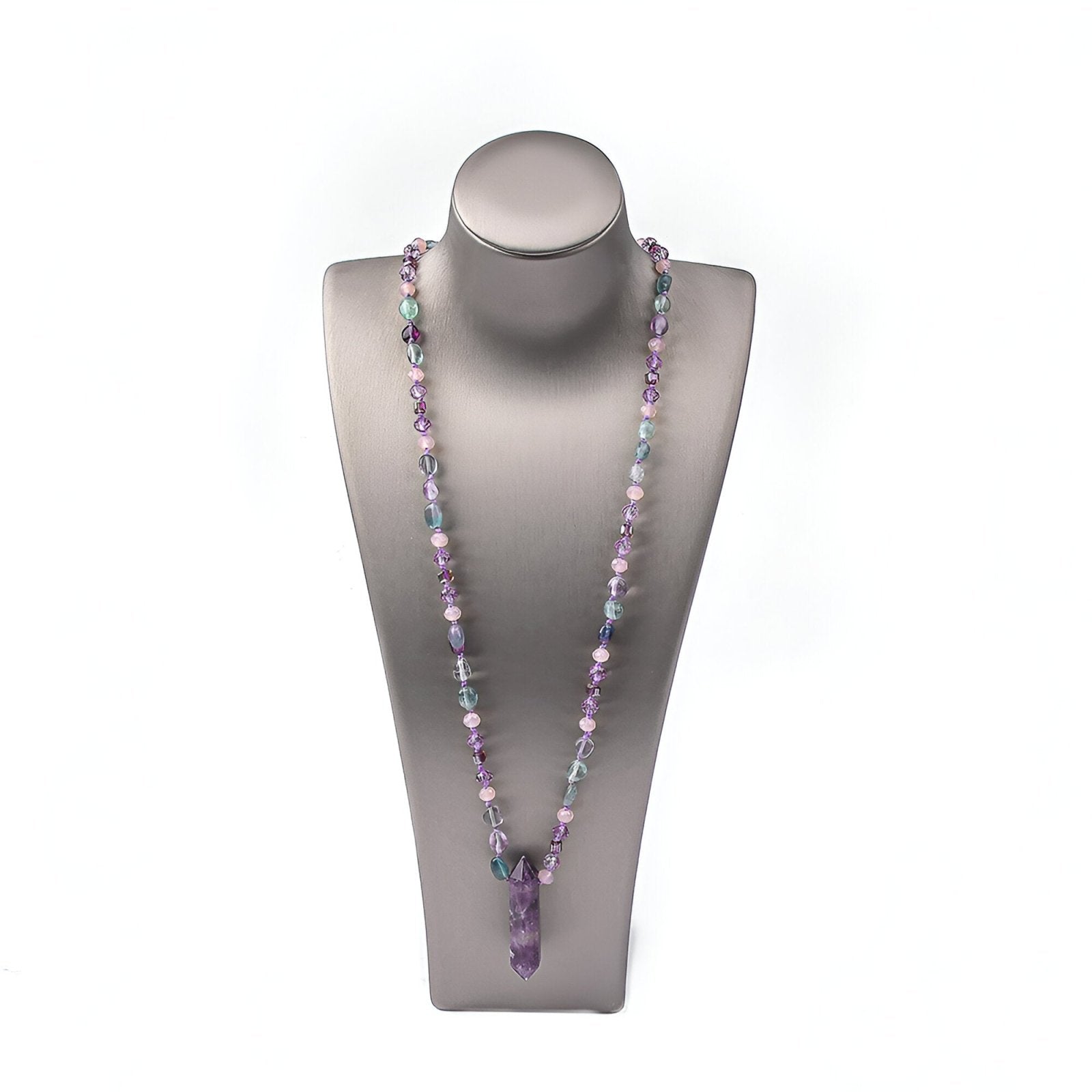 Sautoir artisanal en fluorite et améthyste, bijou énergétique facetté, modèle Cristalis
