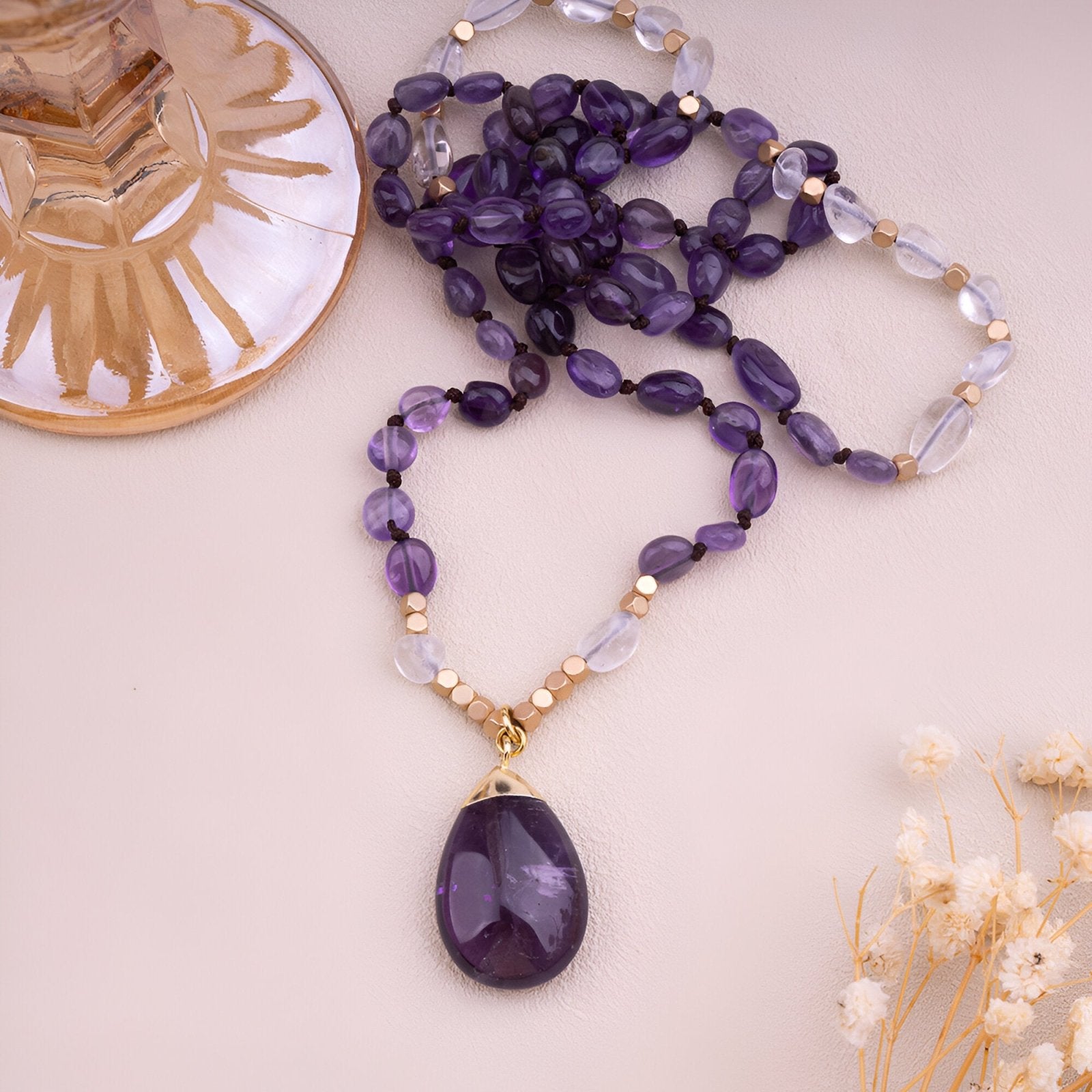 Sautoir en pierres naturelles quartz rose et améthyste, style bohème romantique, modèle Elenya