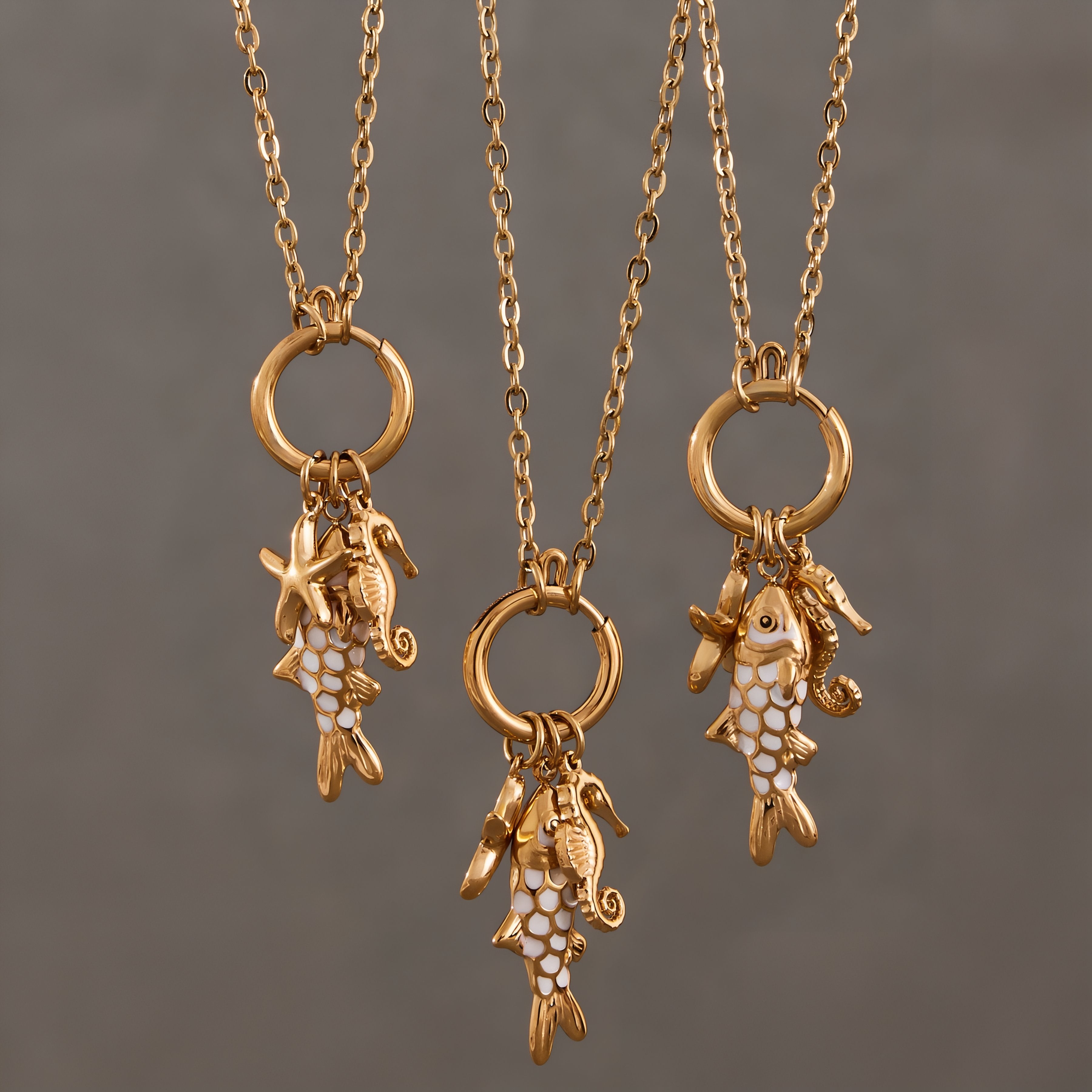 Collier breloques marin, pendentifs poisson, étoile de mer et hippocampe, en acier inoxydable plaqué or