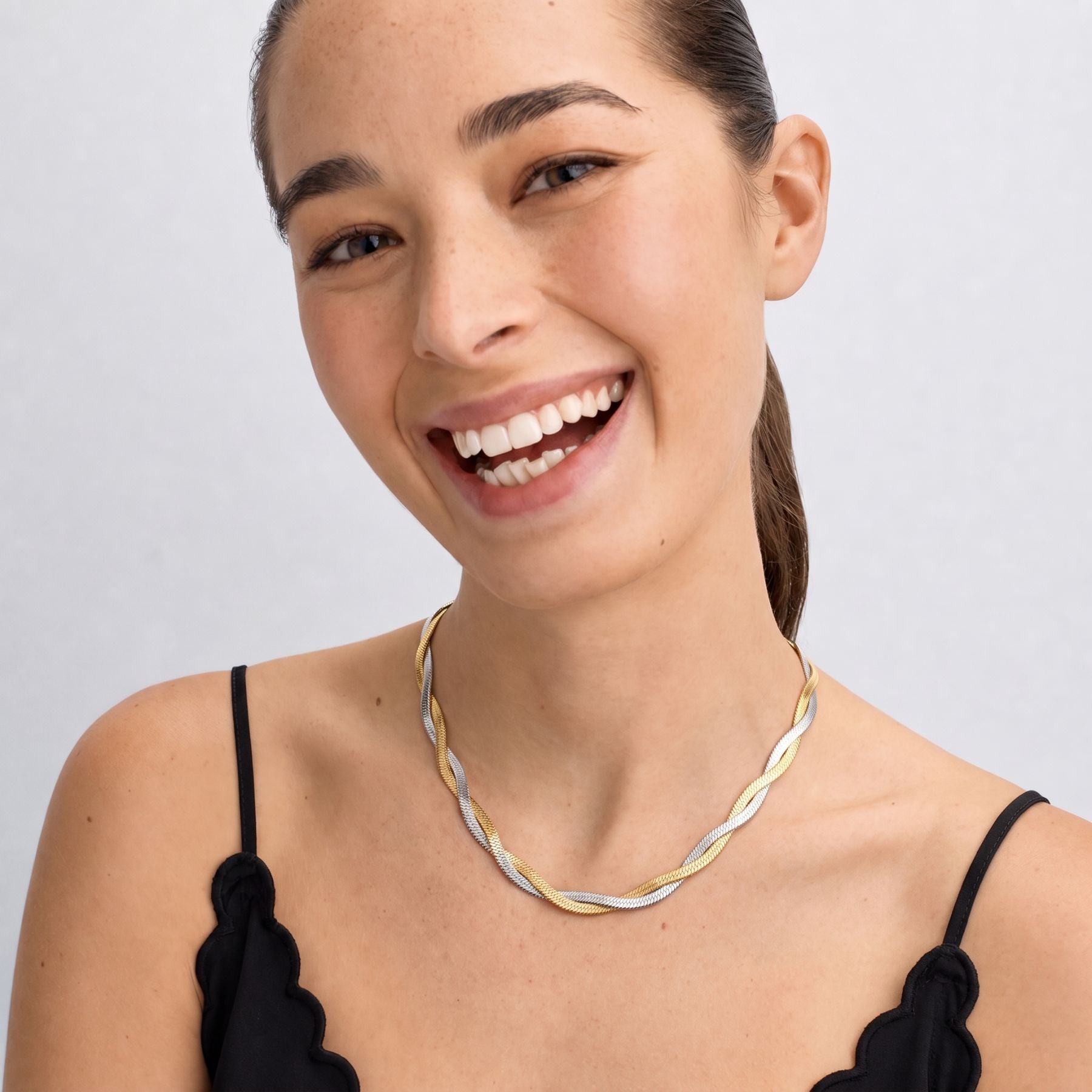 Collier serpent tressée pour femme, en acier inoxydable, style tendance