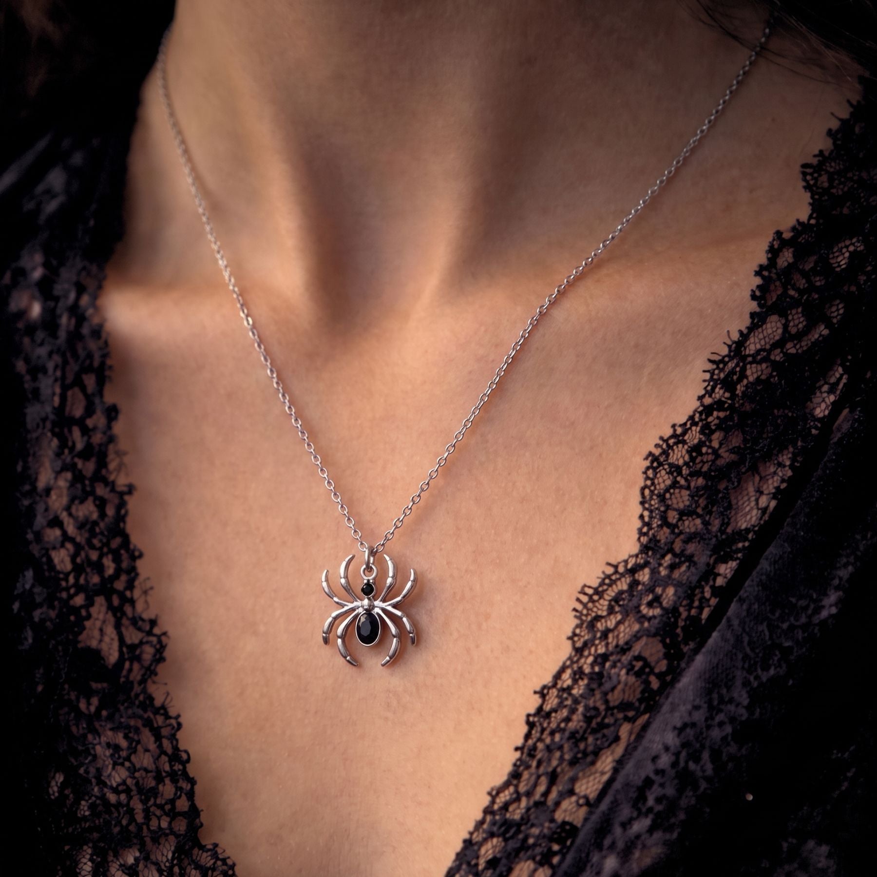 Collier araignée pour femme, en alliage de zinc, avec pierre intégrée