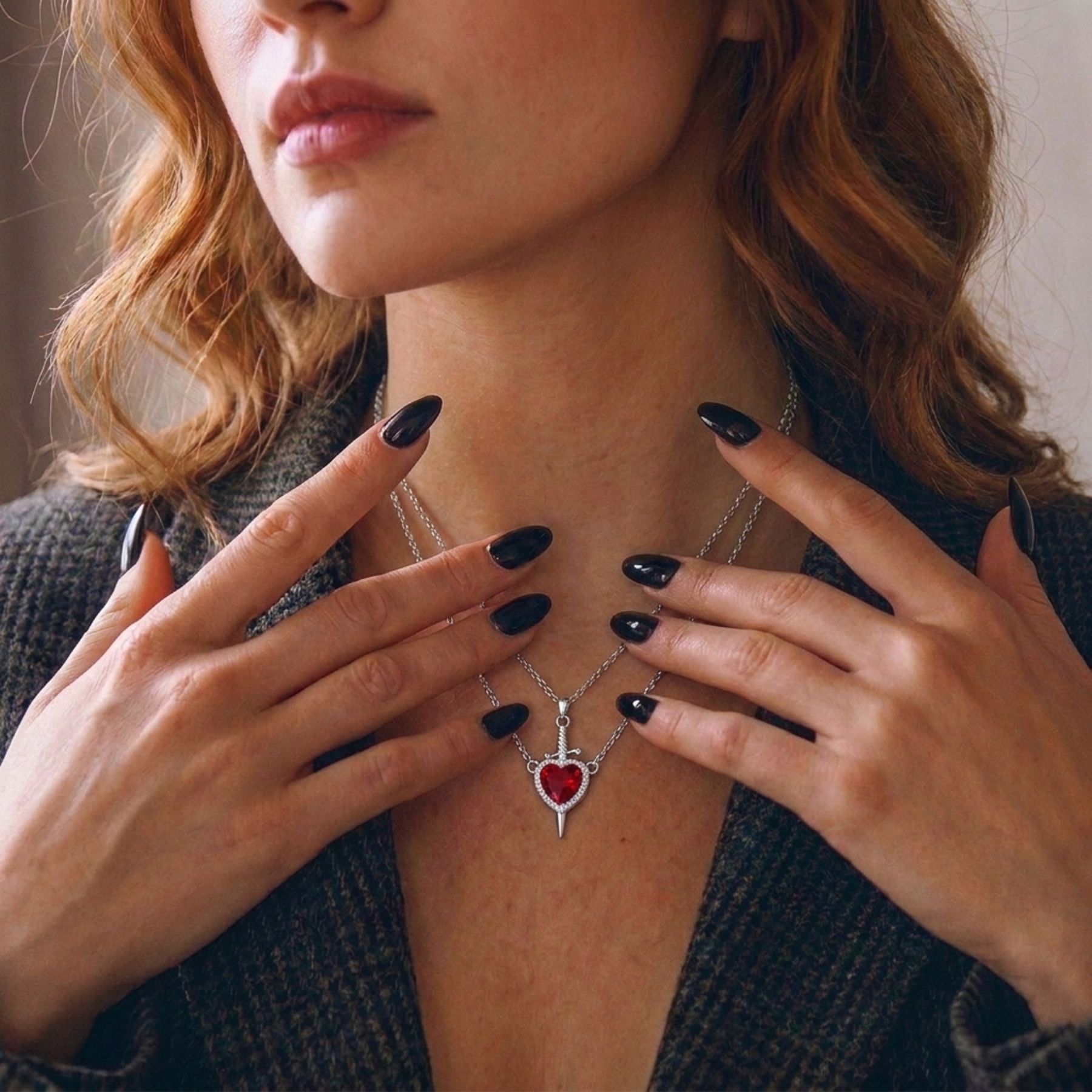 Collier 2 en 1 dark romance pour femme, en alliage de zinc, multi-pendentifs cœur et poignard