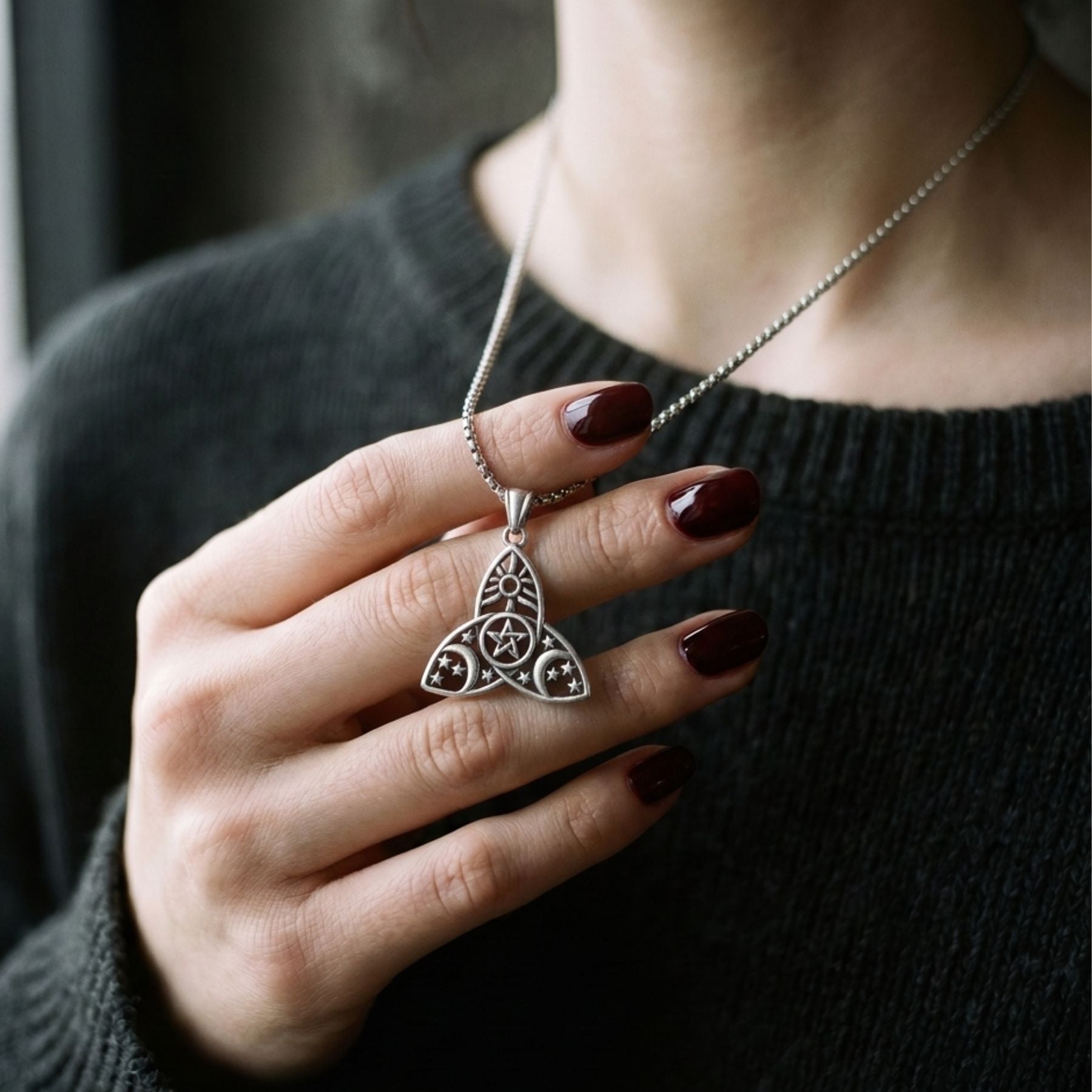 Collier sorcière unisexe, en acier inoxydable, avec pendentif lune et étoiles