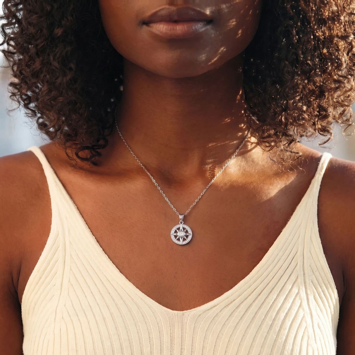 Collar brújula para mujer, de plata 925, con circonita brillante
