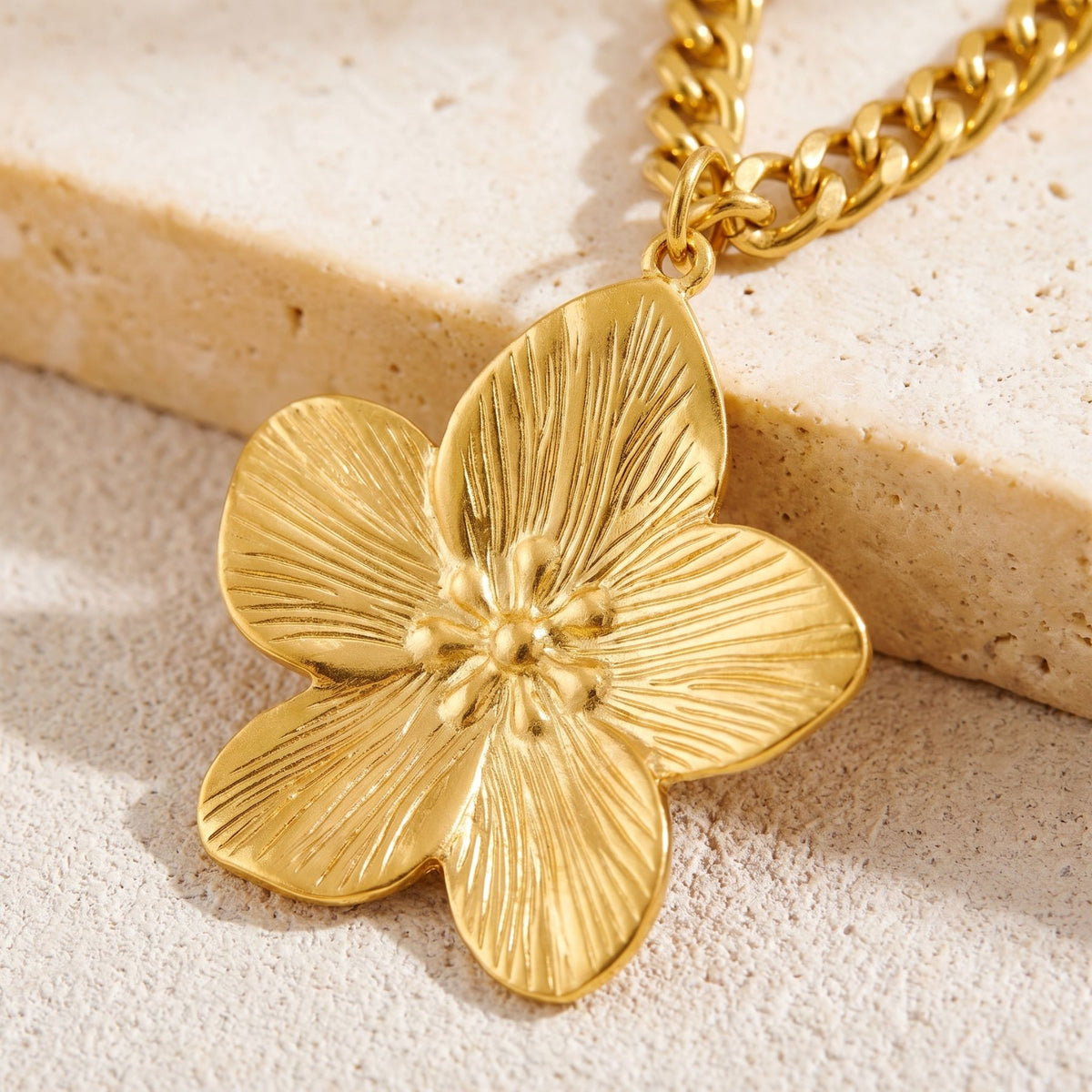 Collier bohème floral pour femme, en acier inoxydable doré, pendentifs fleurs au design élégant