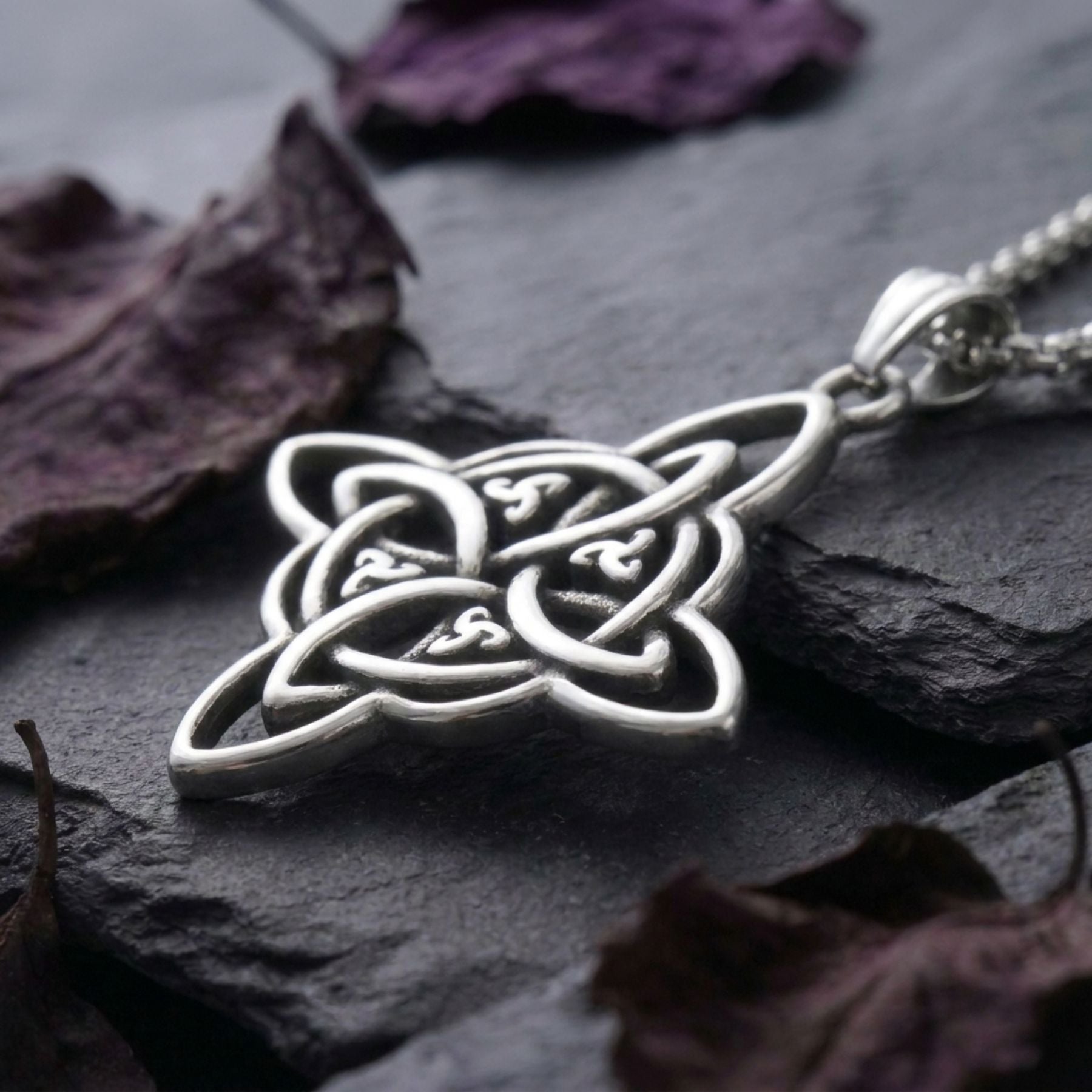 Collier nœud celtique unisexe, en acier inoxydable argenté, style gothique