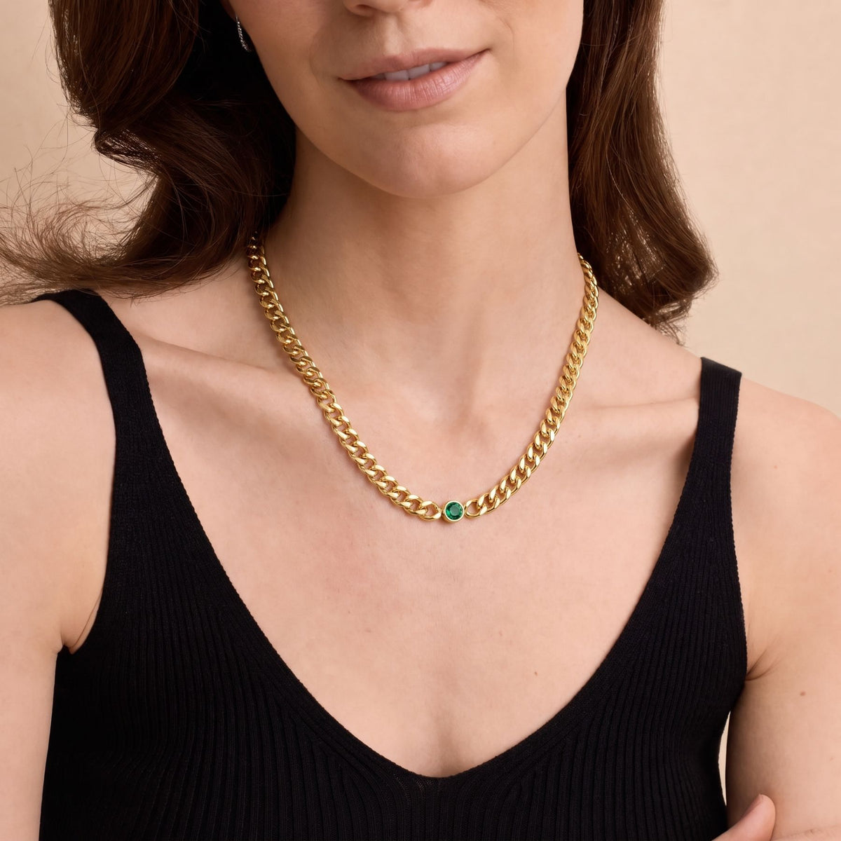 Collier chaîne gourmette pour femme, en acier inoxydable doré, orné d’une pierre centrale verte