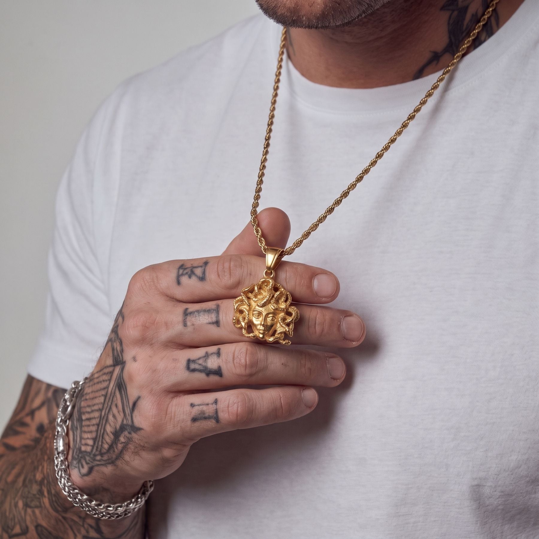 Collier medusa pour homme, en acier inoxydable, avec pendentif tête de serpent