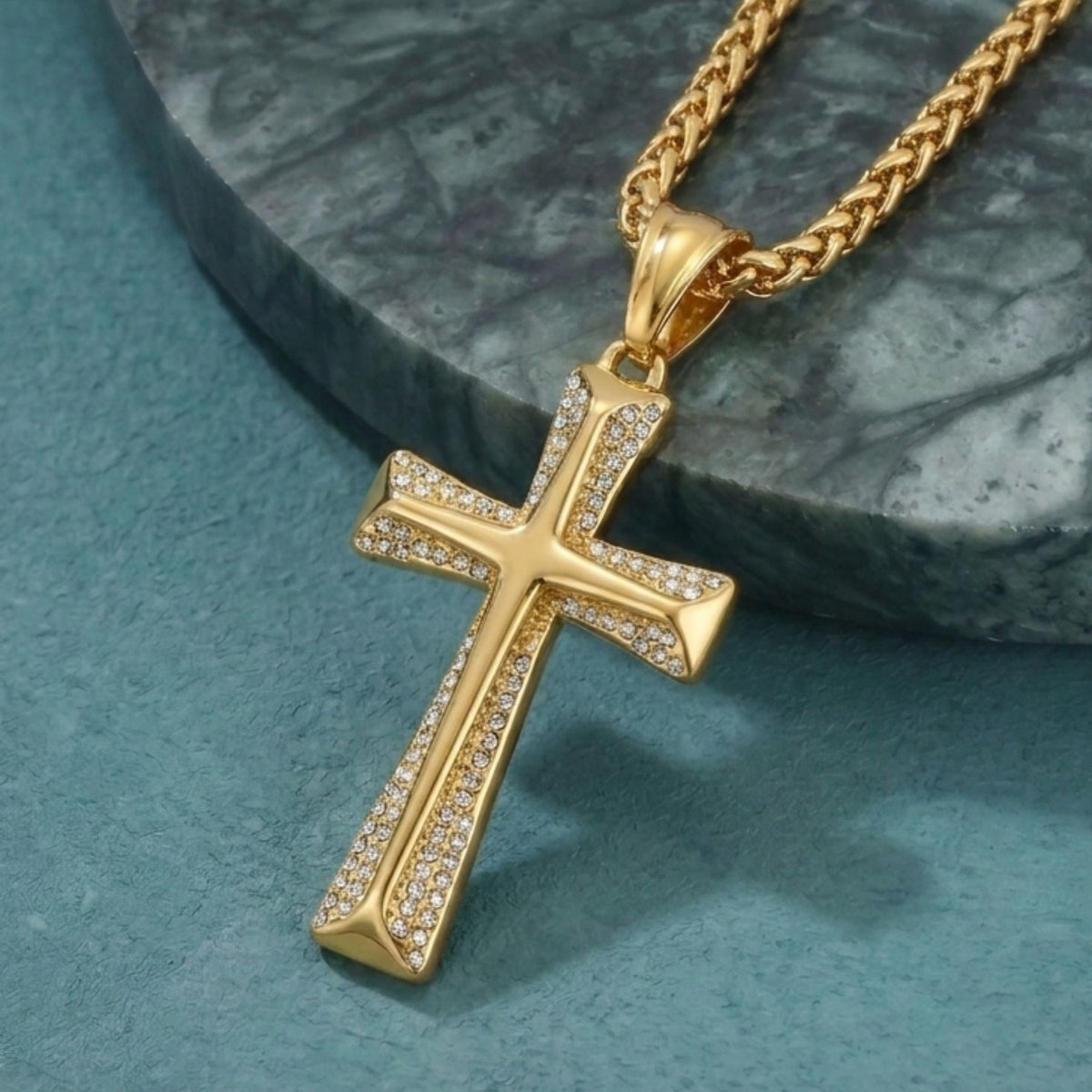 Collier religieux croix chrétienne pour homme, en acier inoxydable, pendentif serti de zircons décoratifs