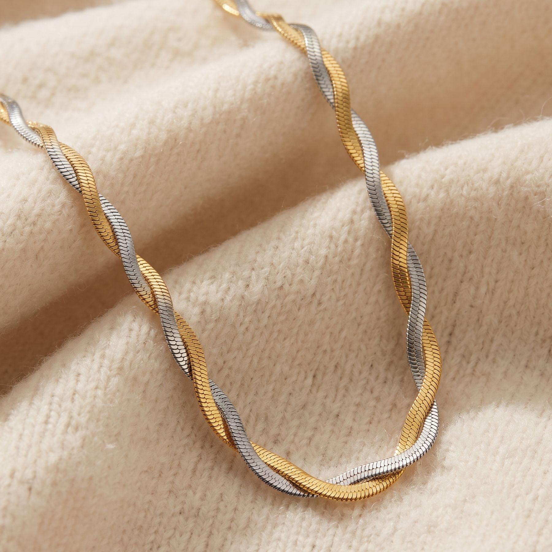 Collier serpent tressée pour femme, en acier inoxydable, style tendance