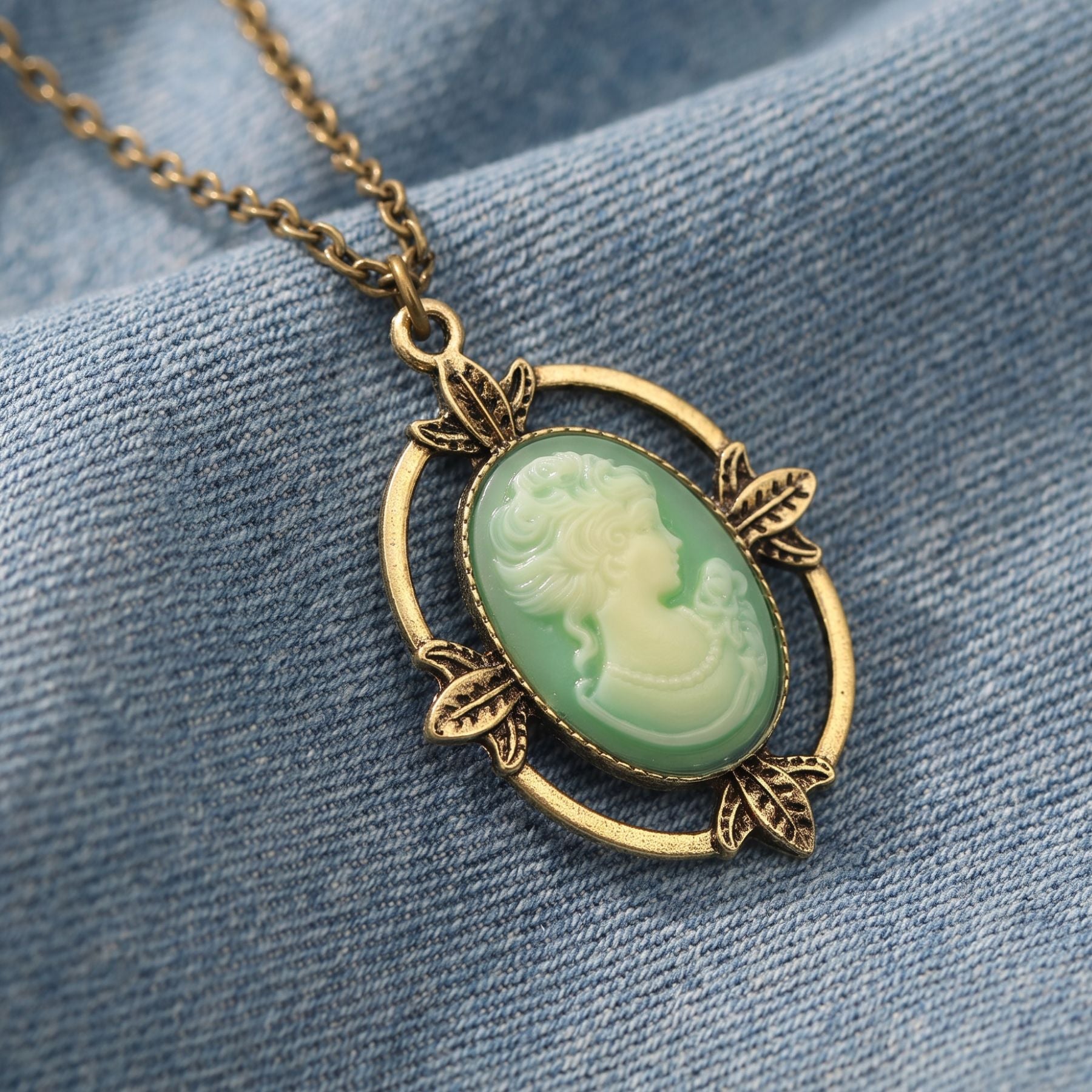Collana Vampire Diaries da donna, in lega metallica, ciondolo ovale verde turchese
