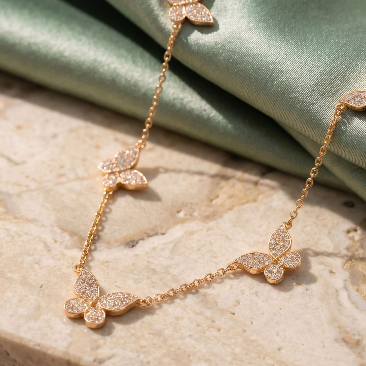 Collier papillon pour femme, en argent 925, avec zircon, finition dorée élégante