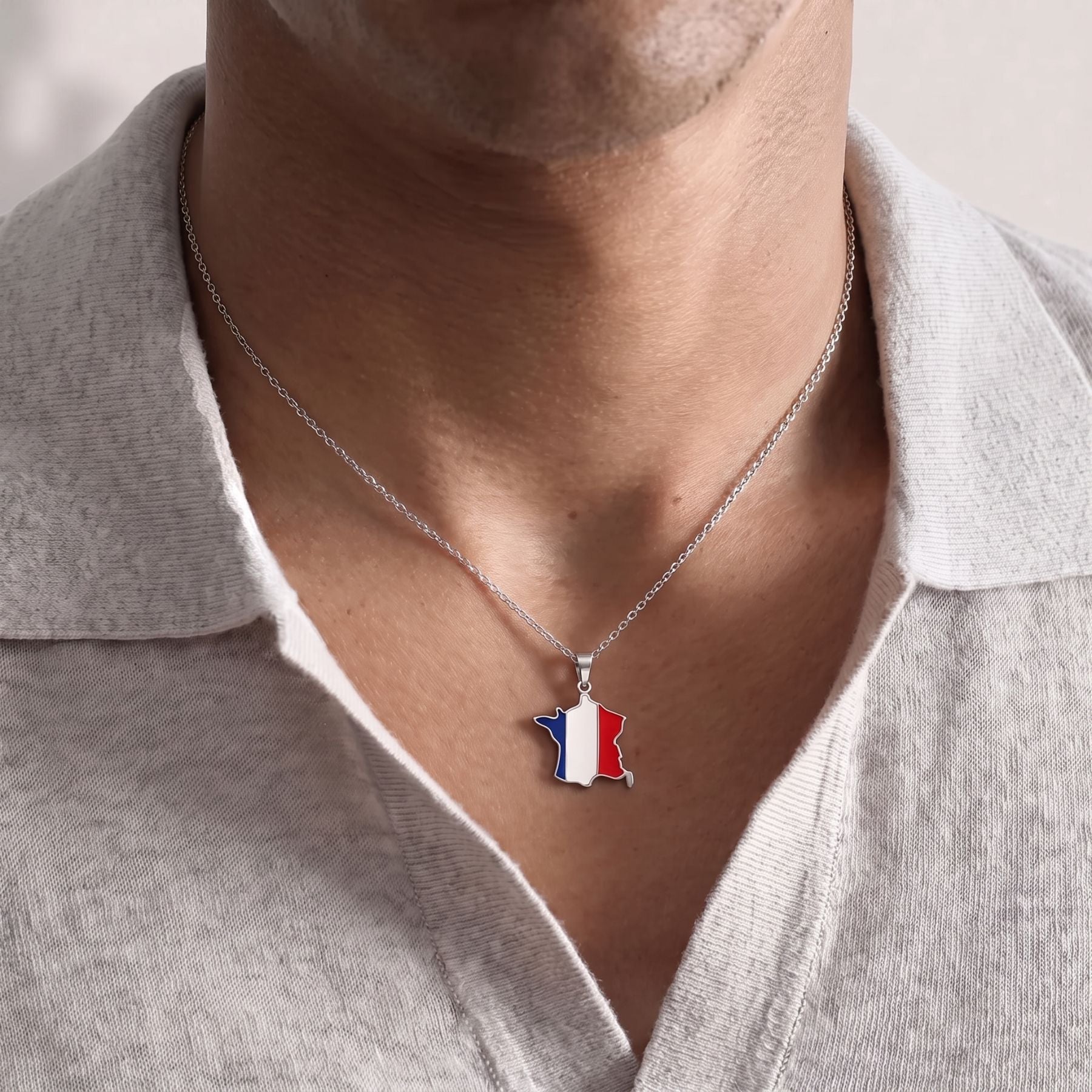 Naszyjnik unisex z zawieszką w kształcie mapy Francji, ze stali nierdzewnej