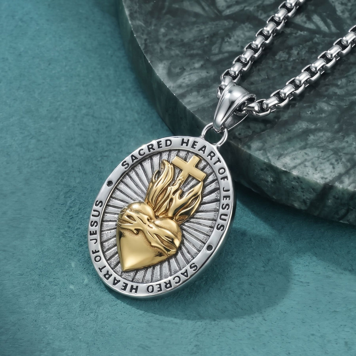 Collier cœur sacré de Jésus pour homme, en acier inoxydable, style religieux