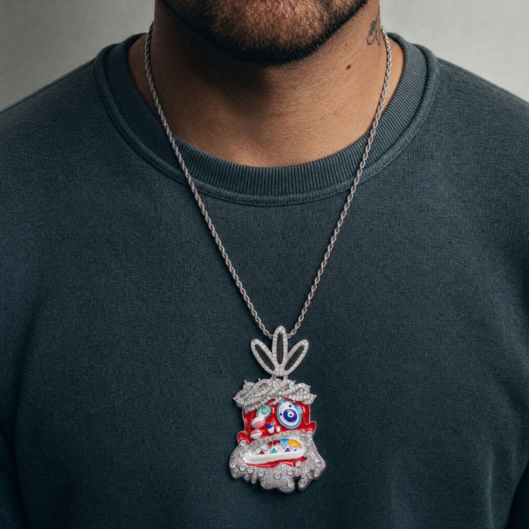 Męski naszyjnik z kreskówkowym wisiorkiem, z miedzi, wzór hip-hop