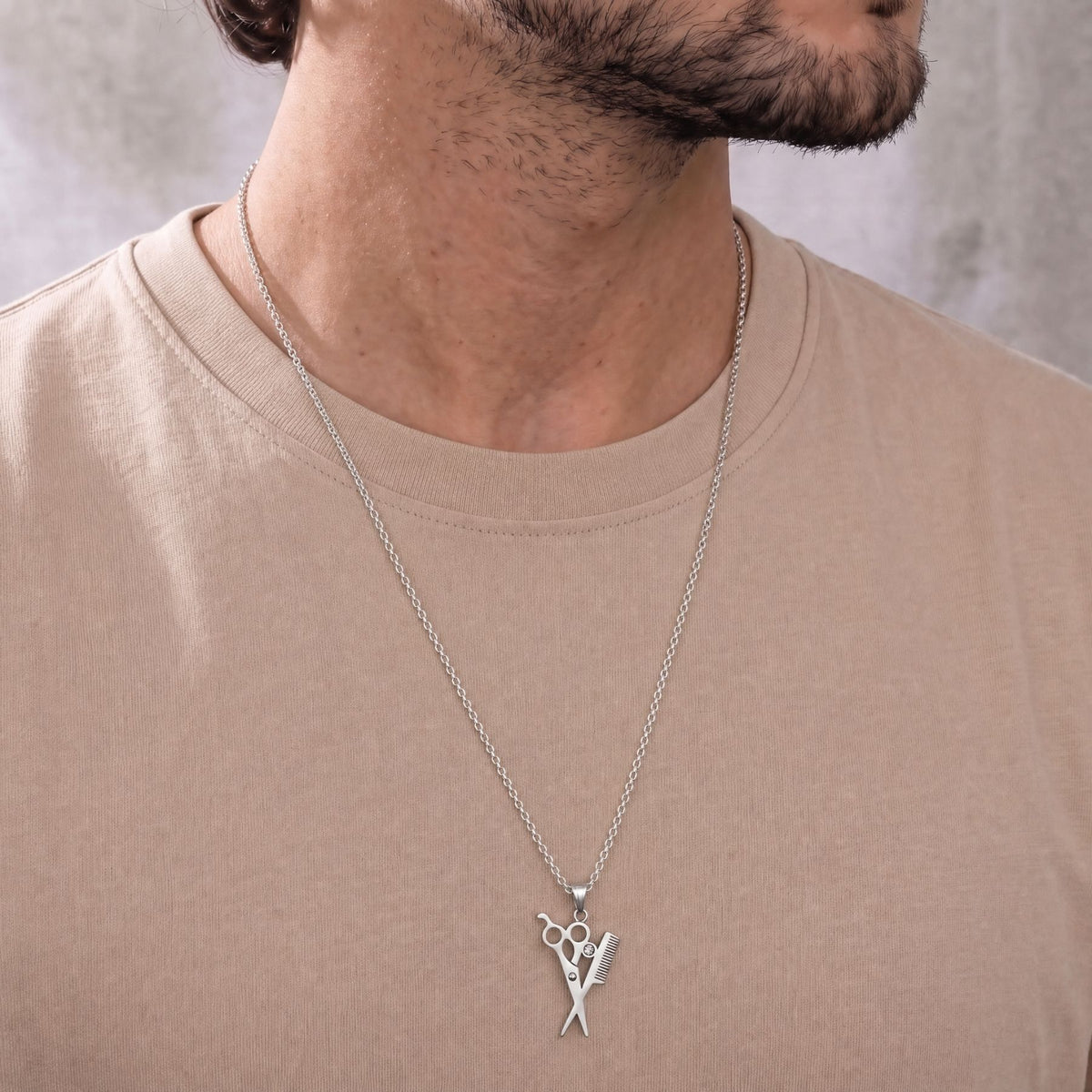 Collier ciseaux et peigne de coiffeur pour homme, en acier inoxydable, avec cristal décoratif