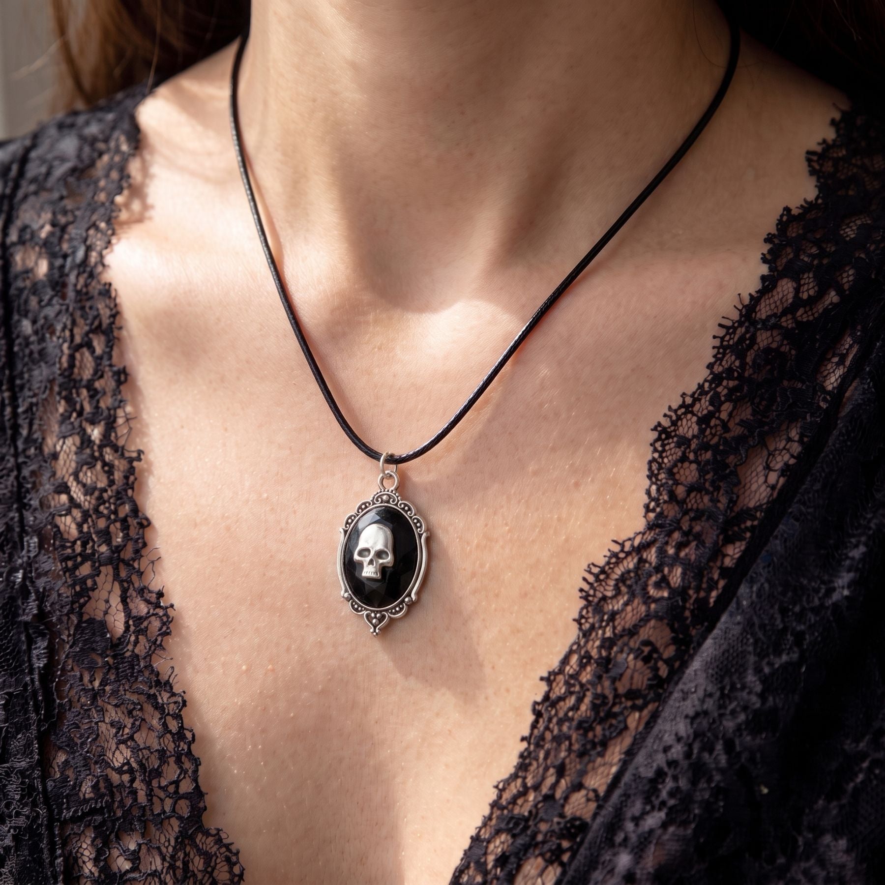 Viktorianische Totenkopf-Halskette für Damen, aus Zinklegierung, im Gothic-Stil