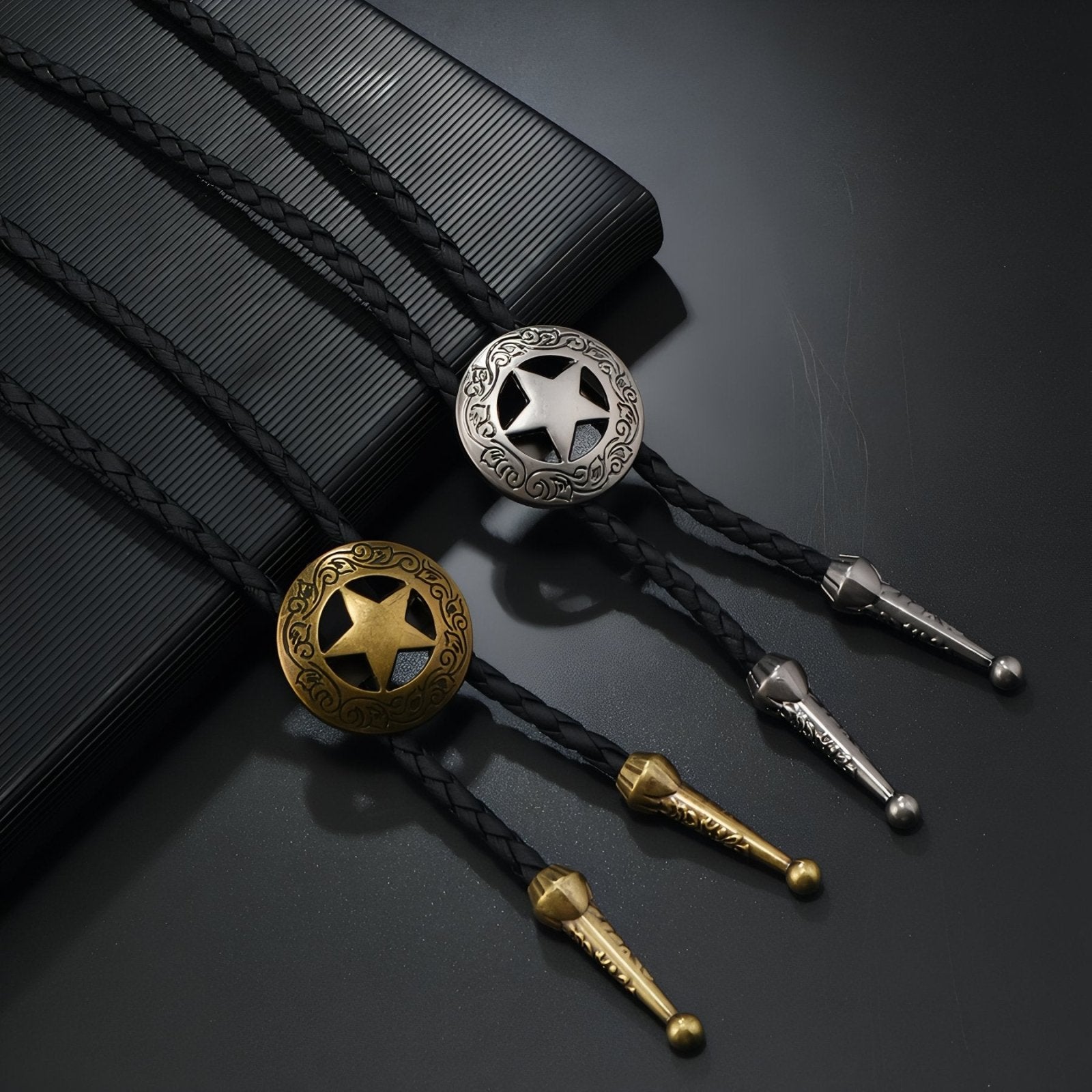 Bolo tie western, médaillon étoile shérif vintage, cordon noir tressé, finition bronze ou argent