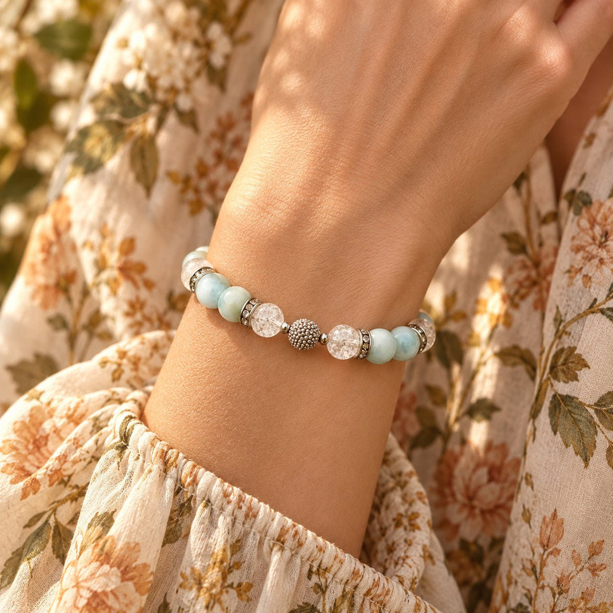 Bracelet en pierres naturelles de larimar et cristal de roche, pour la sérénité et l’apaisement