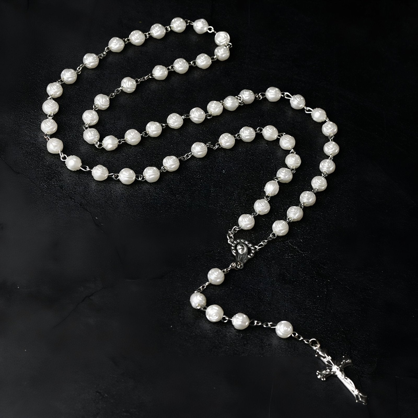 Chapelet collier avec pendentif croix, perles en forme de roses, en alliage métallique, style religieux