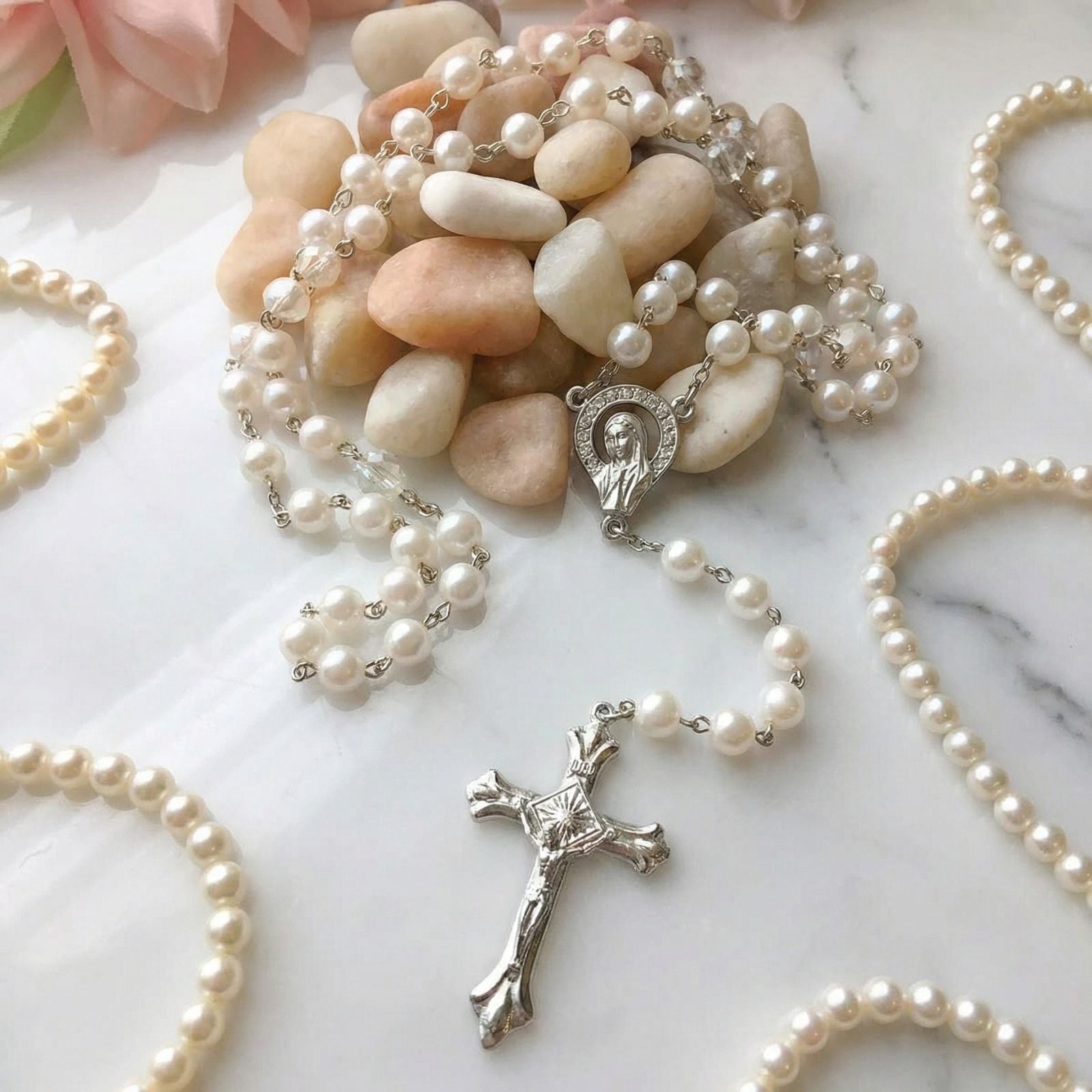 Chapelet collier catholique, avec perles blanches, en alliage métallique, avec croix chrétienne et vierge Marie